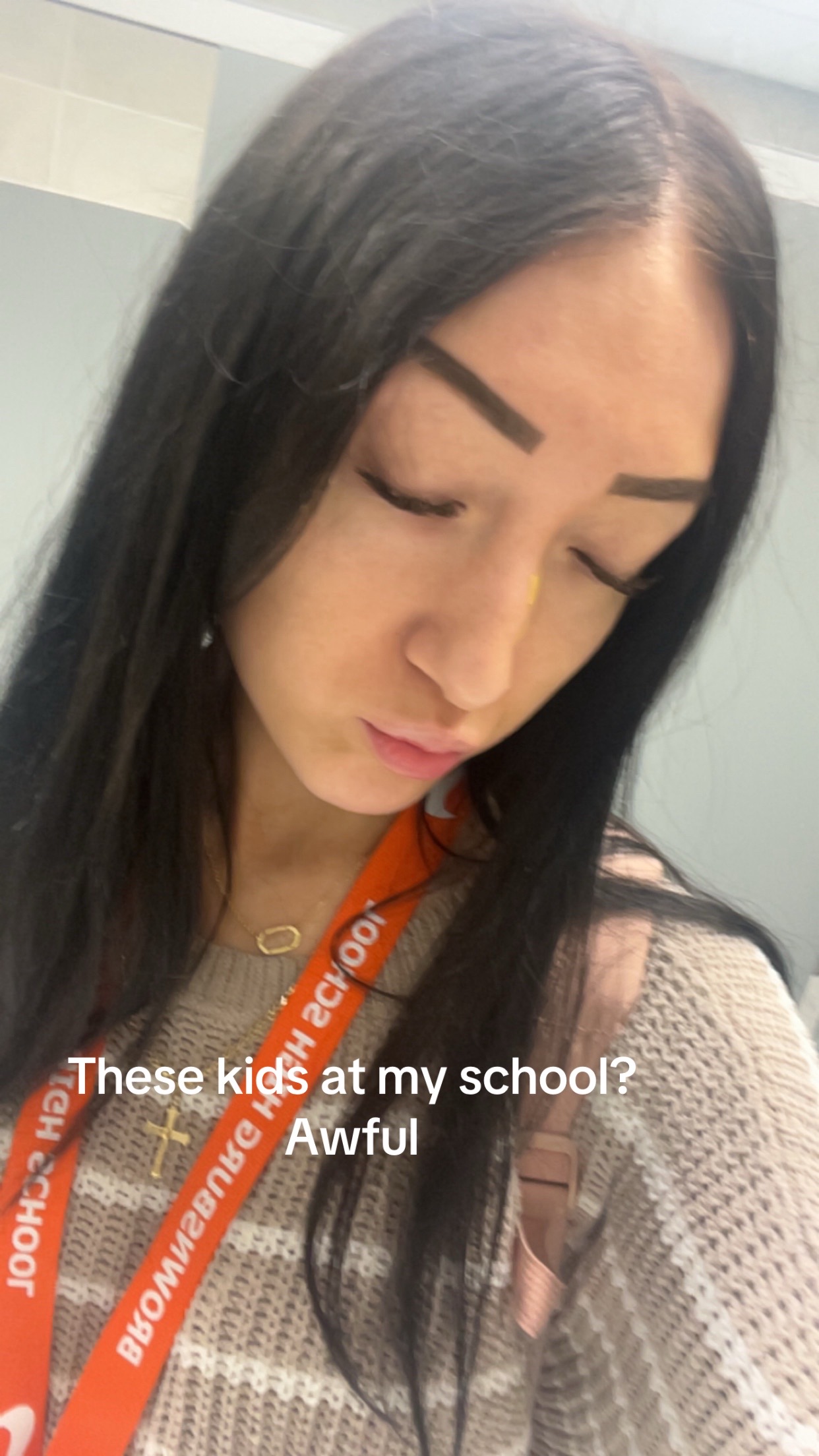 @️