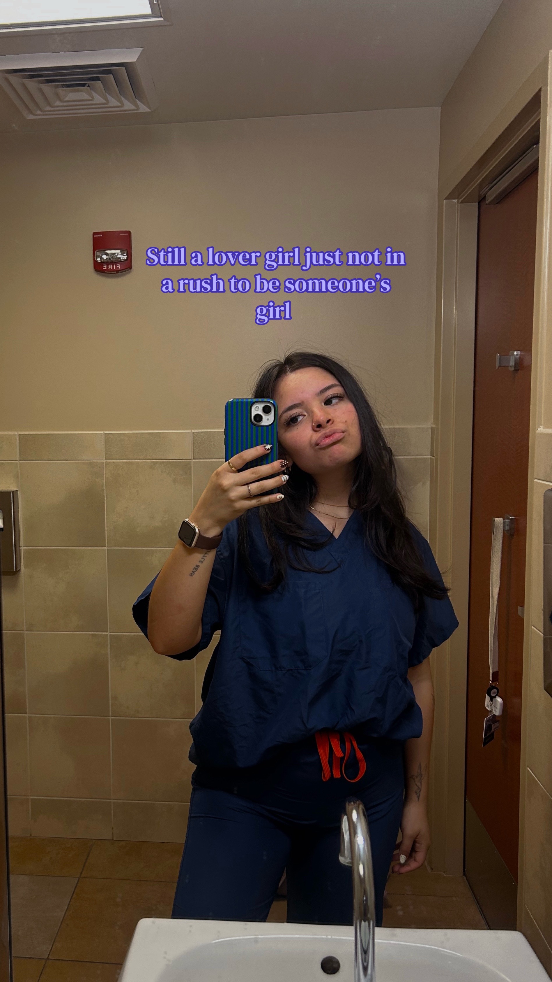 @🦦