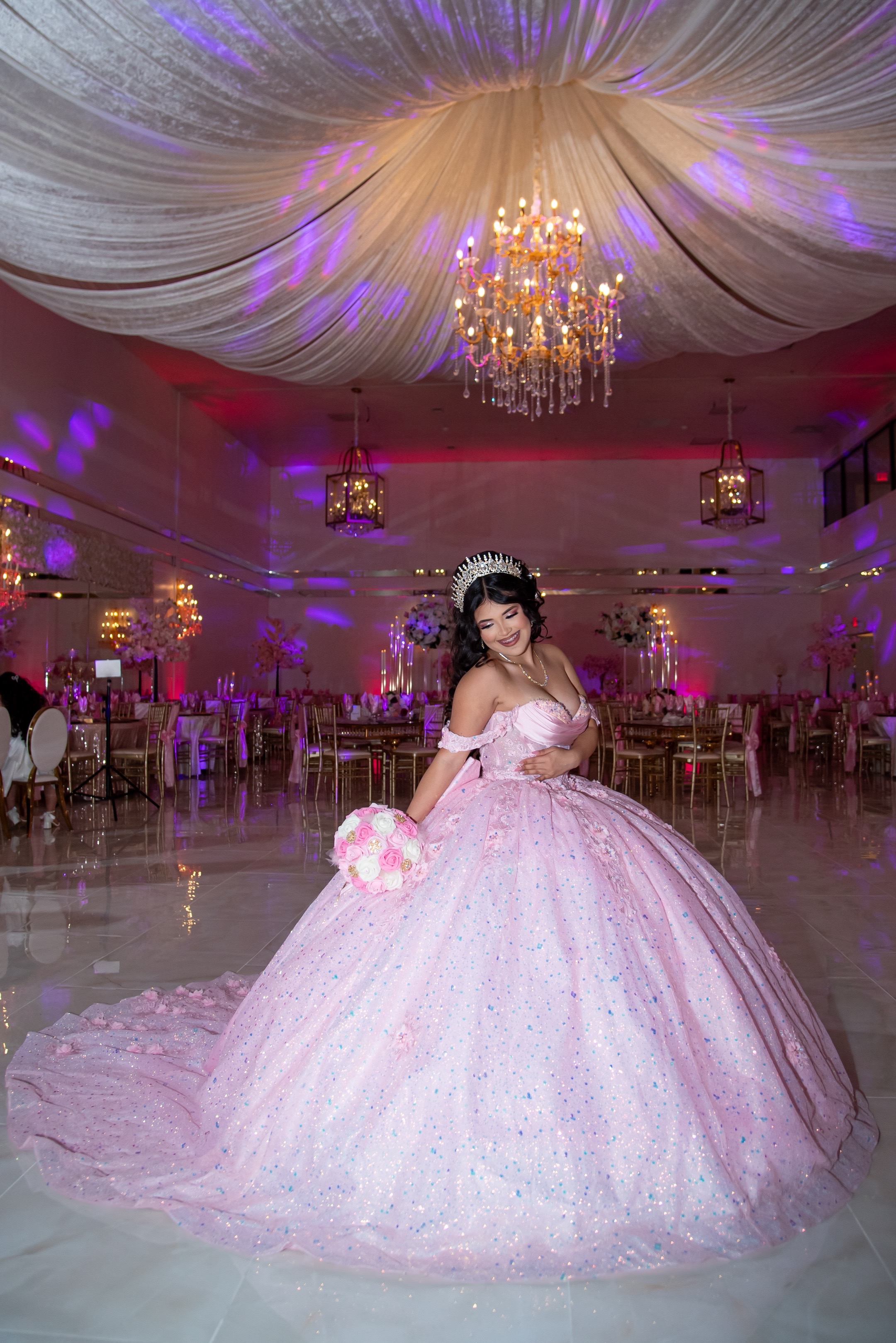 @Houston’s Ballrooms