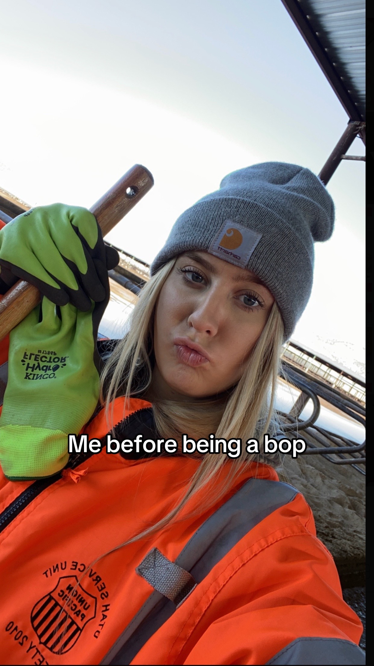 @Itsthespacecowgirl