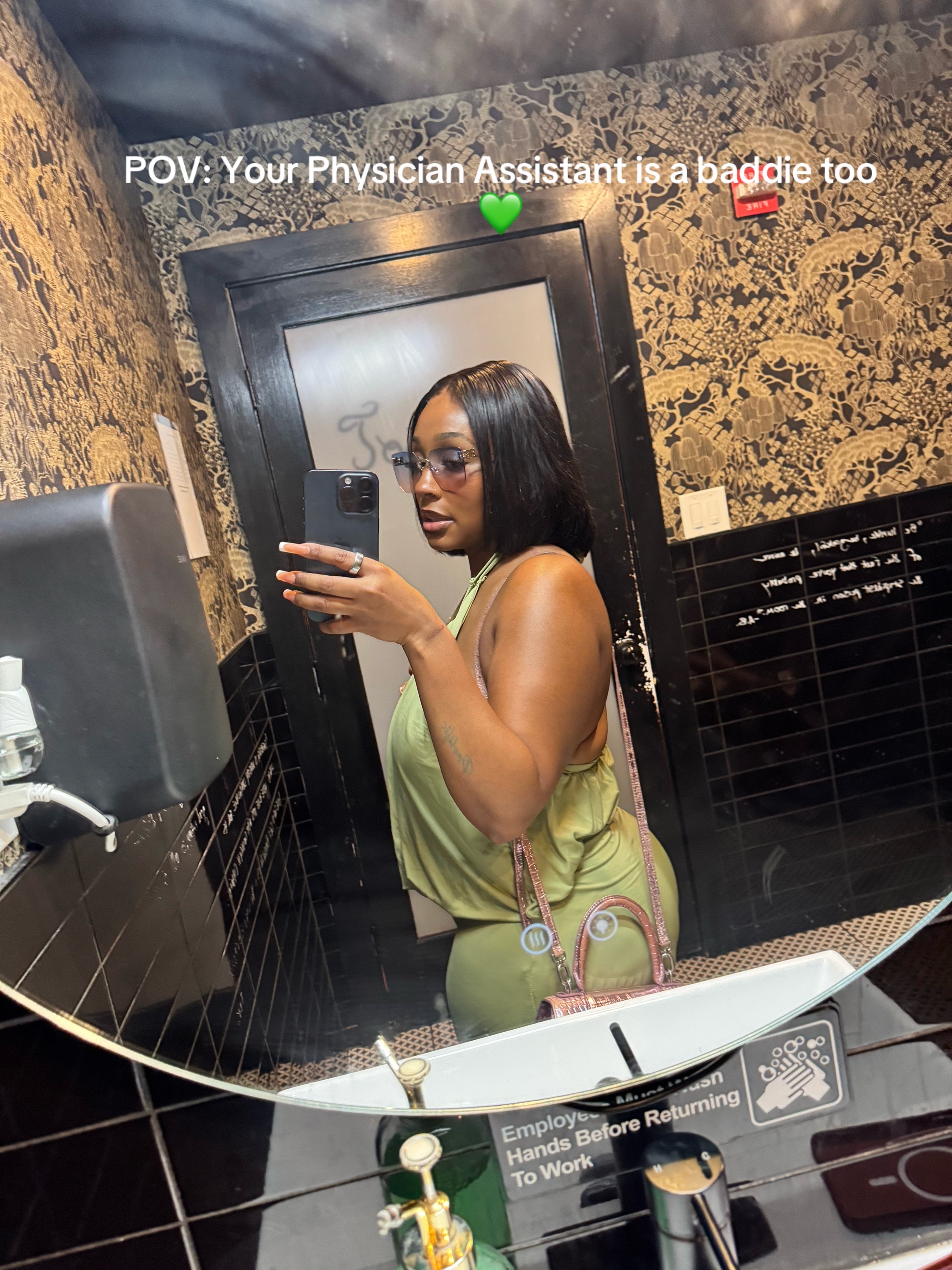 @Dr.India Ashé Lifestyle+Beauty