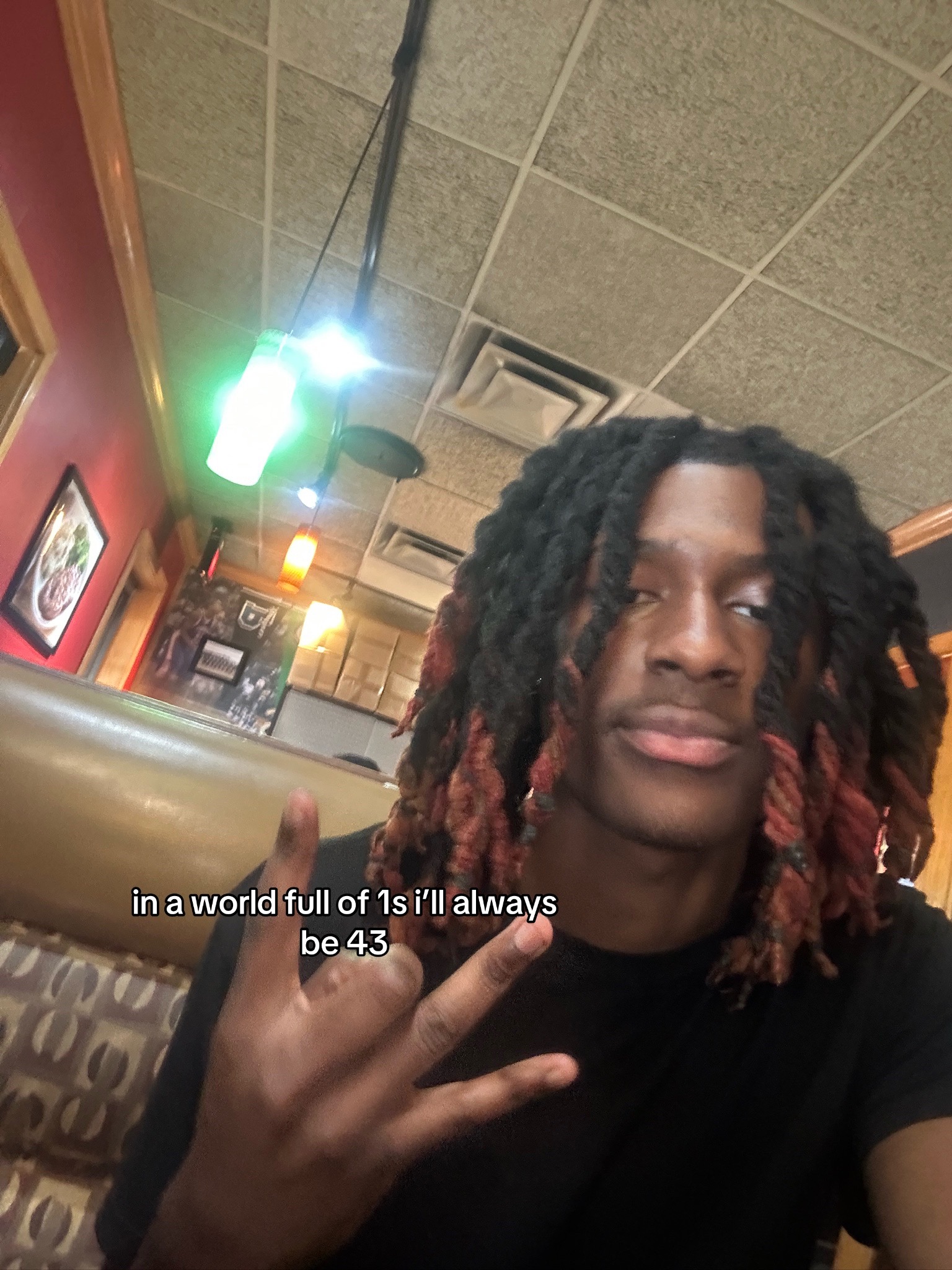 @YOUTUBE: Hoodieboi_Jay🦅
