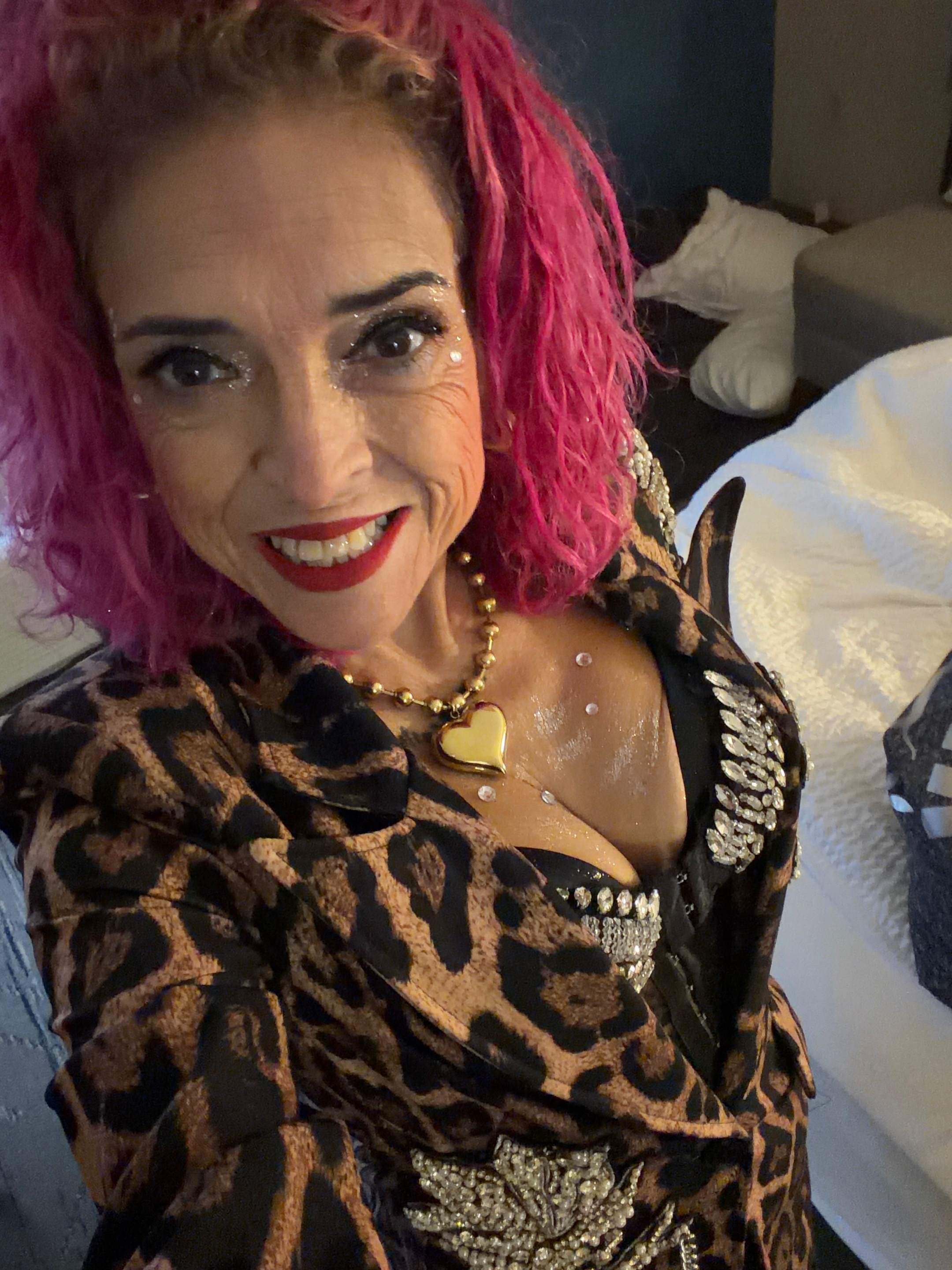 @Teresacrazysales