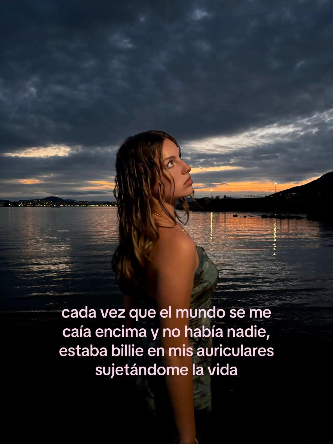 @ʀᴏxxᴀɴɴᴀ ༉