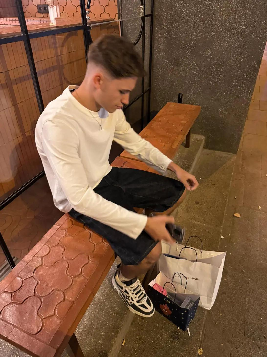 @🥊💸