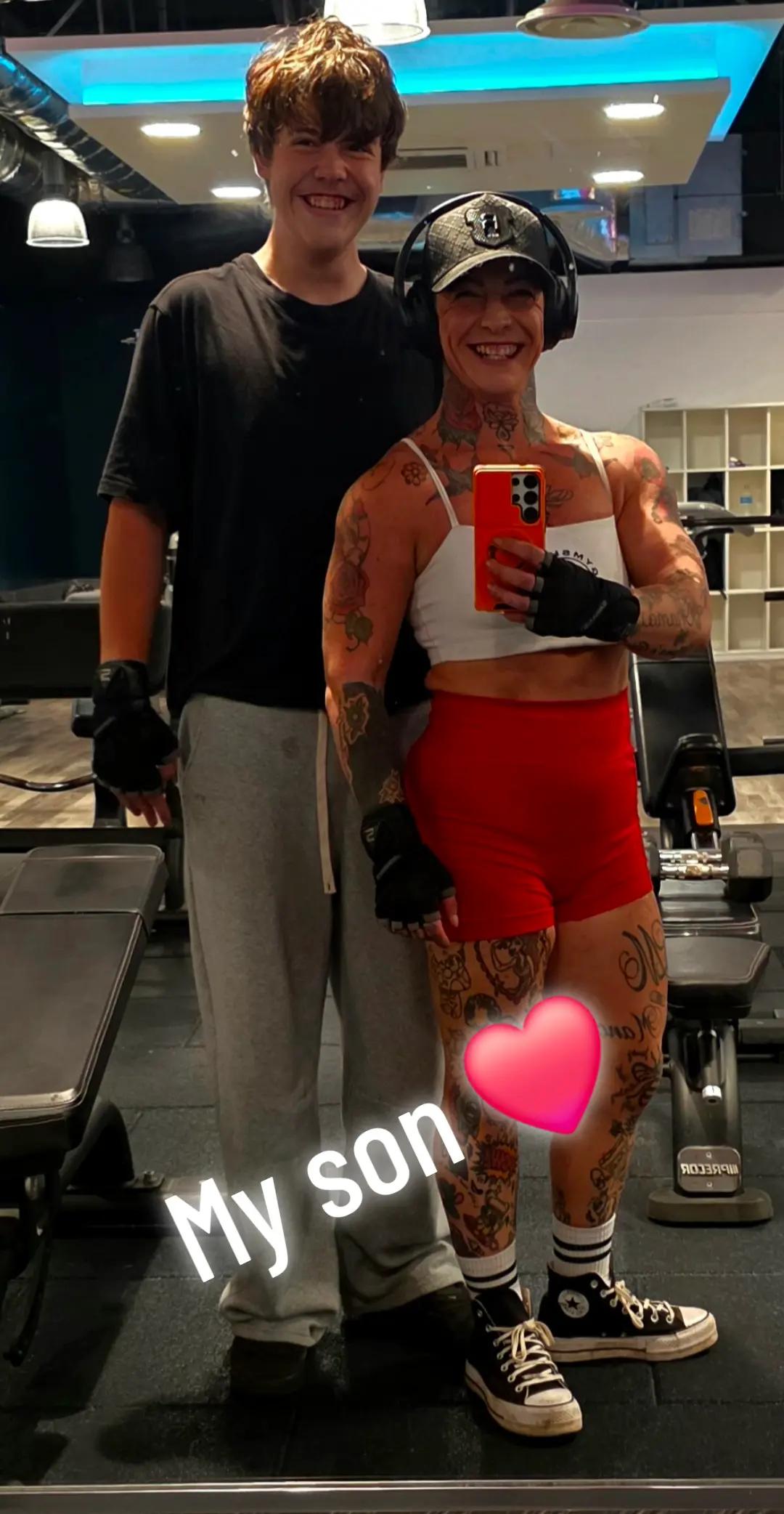 @that_tattooed_gym_couple_paula
