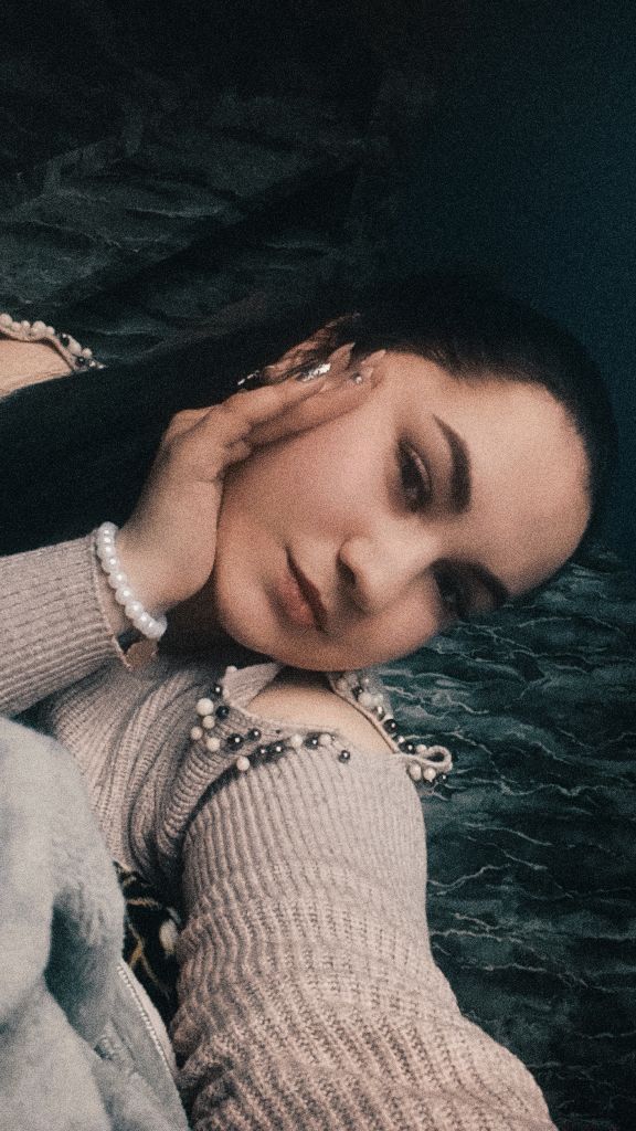 @Еленка 🫰