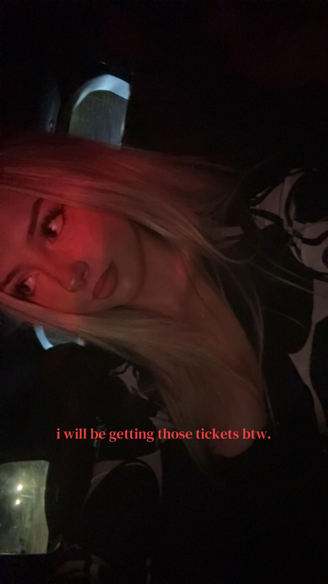 @poppyleaxx