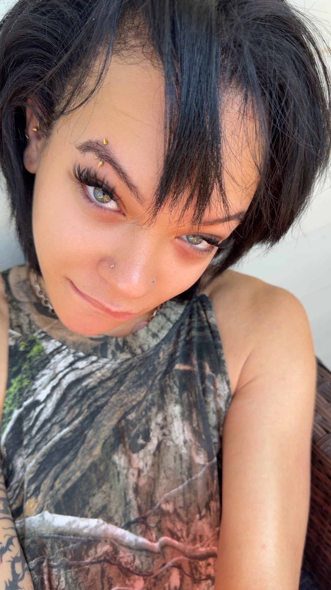 @Navadaqueen