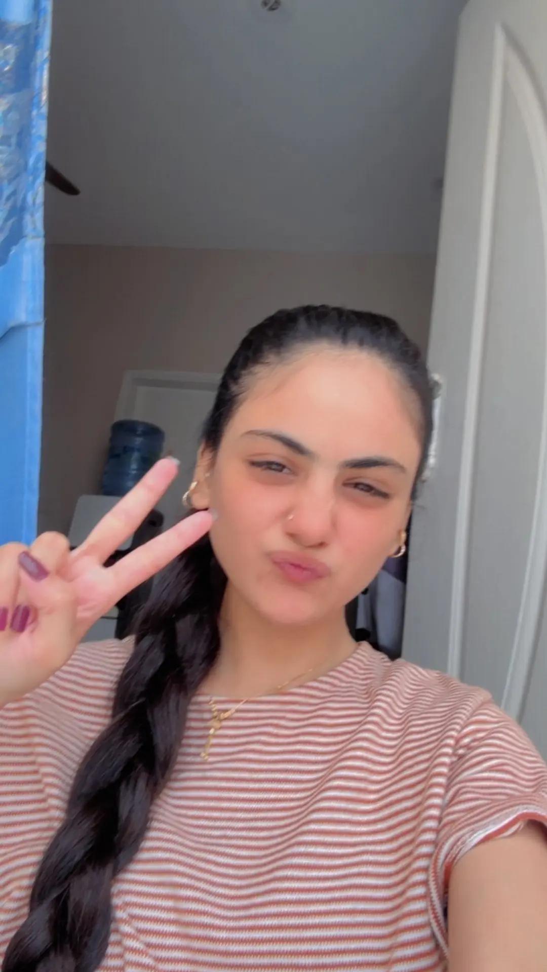 @FATIMA🧚🏻♀️