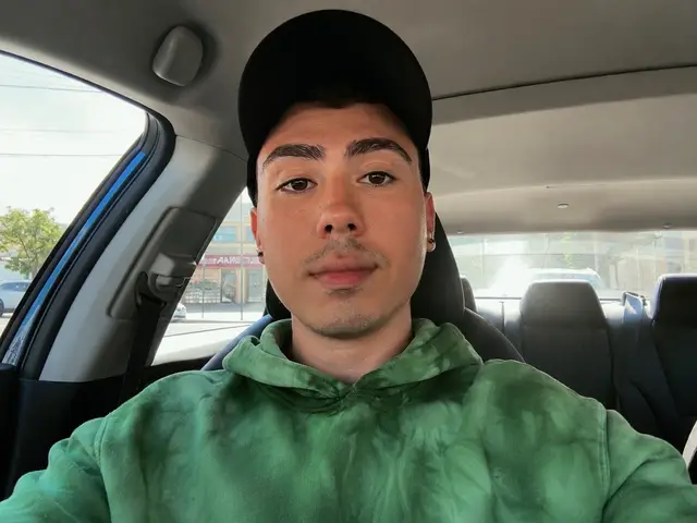 @chris