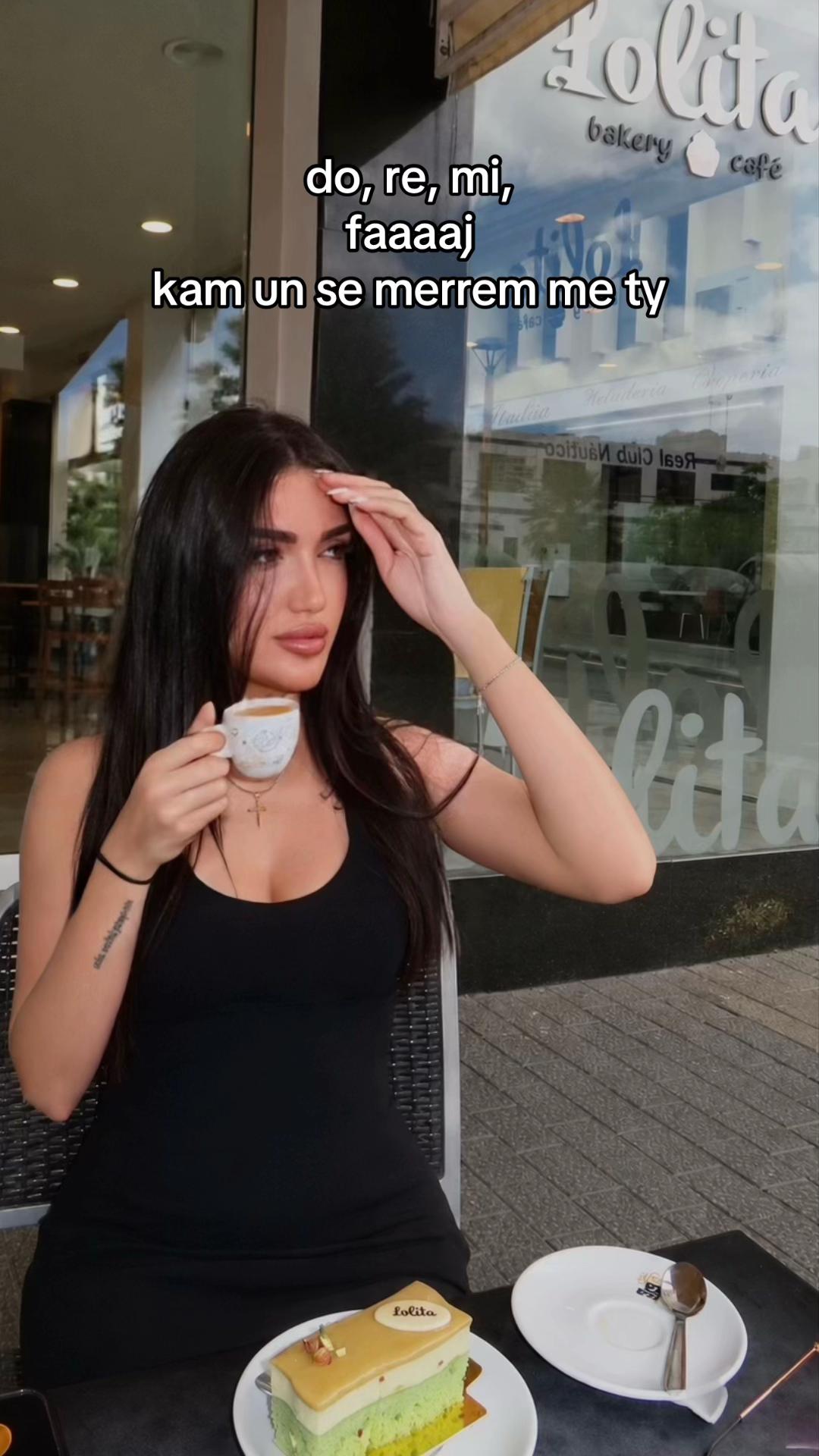 @𝐊laudia 𝐌arku