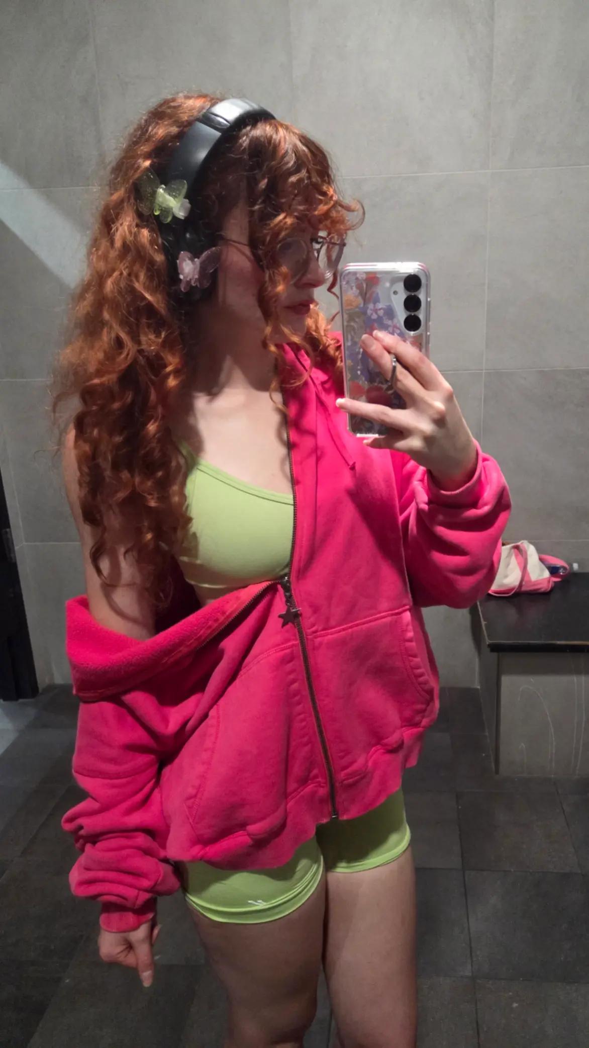 @lily