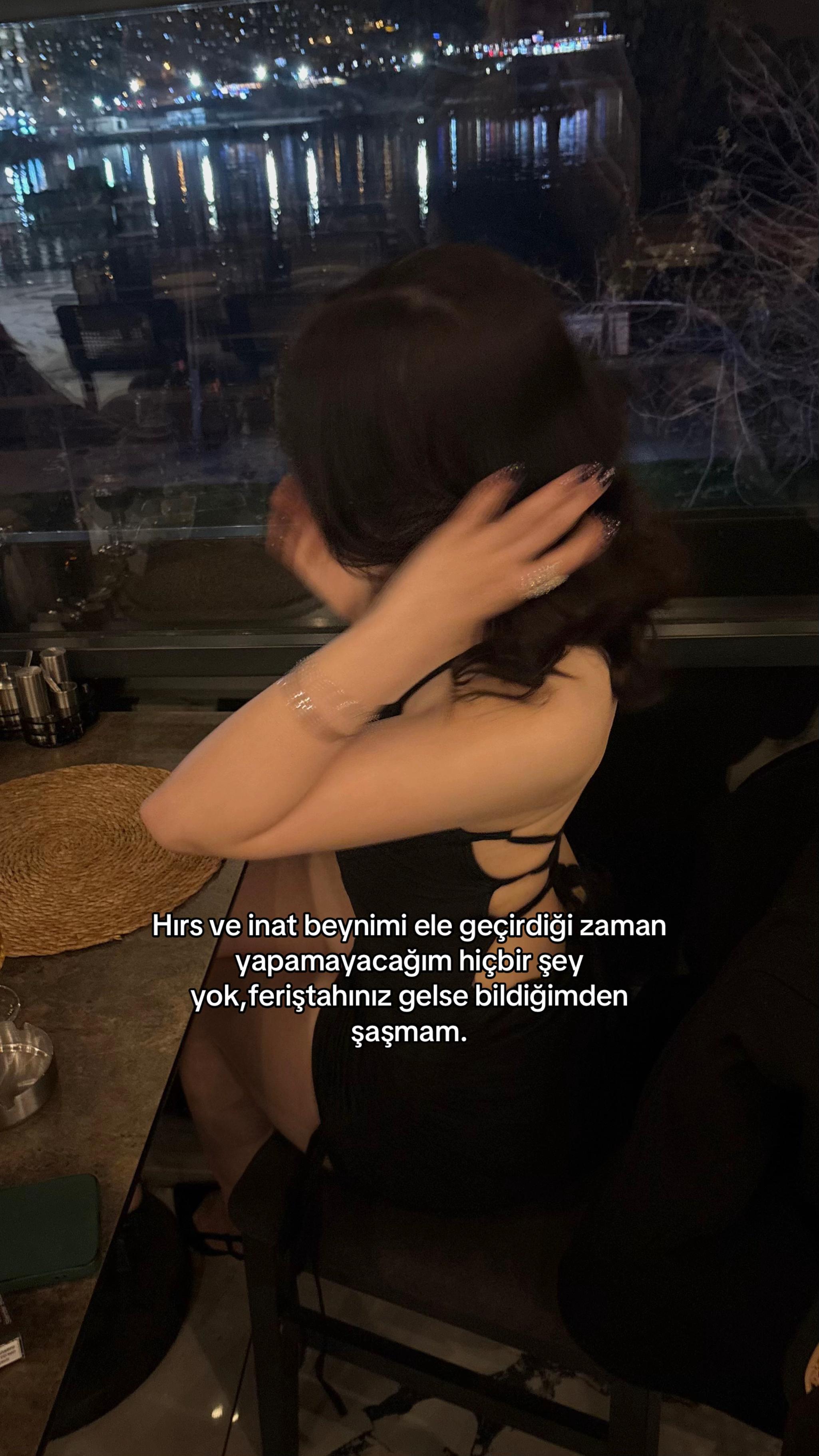 @ꫀᦔꪖ