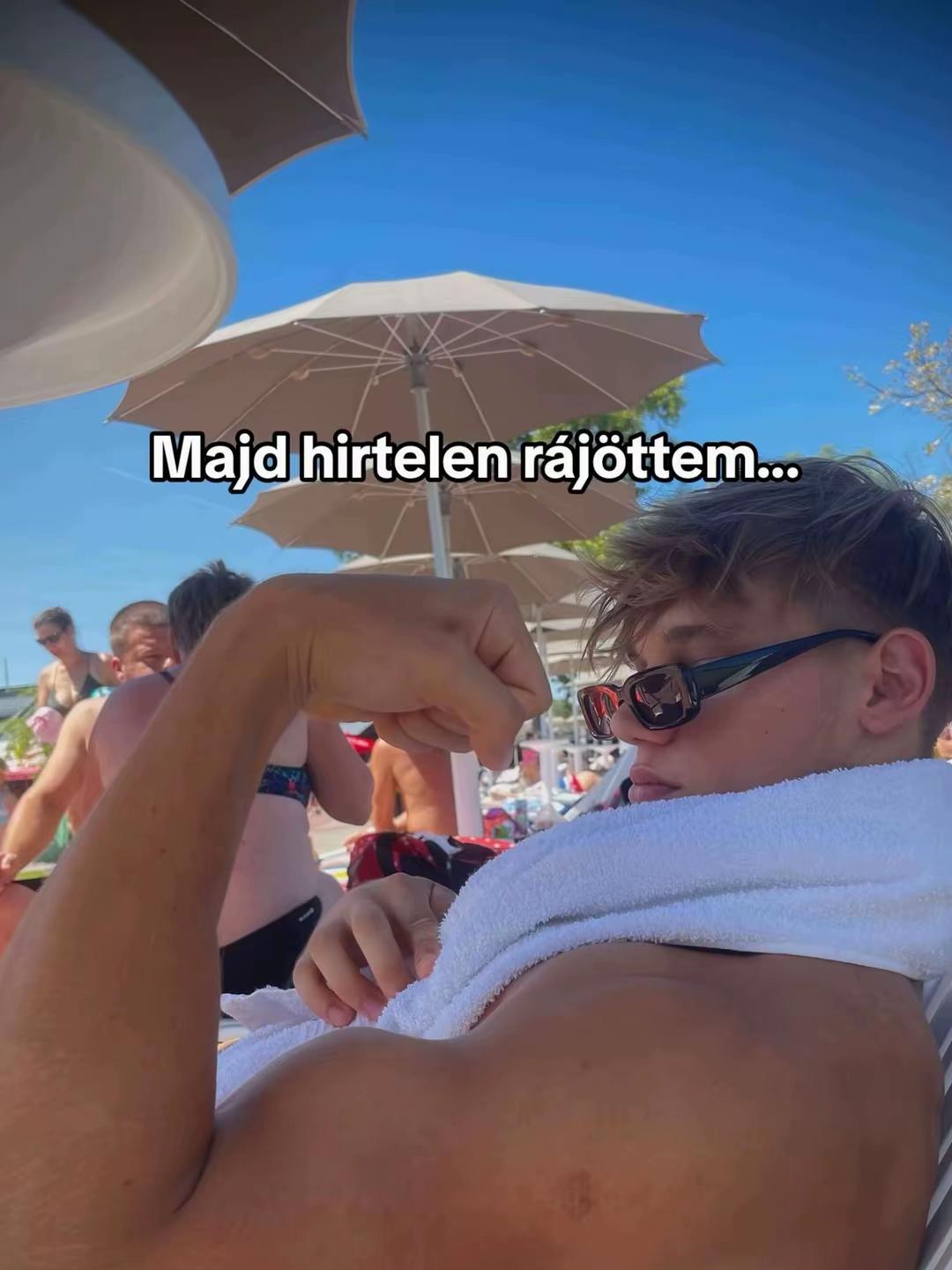 @Moln&aacute;r Andr&aacute;s