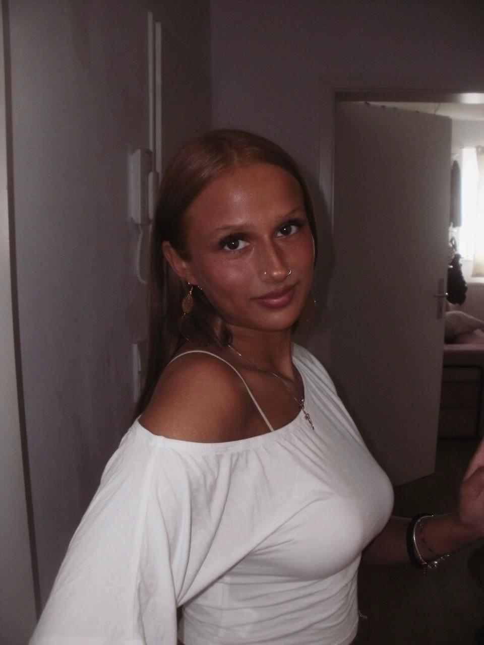 @Nonos vlog world 📸