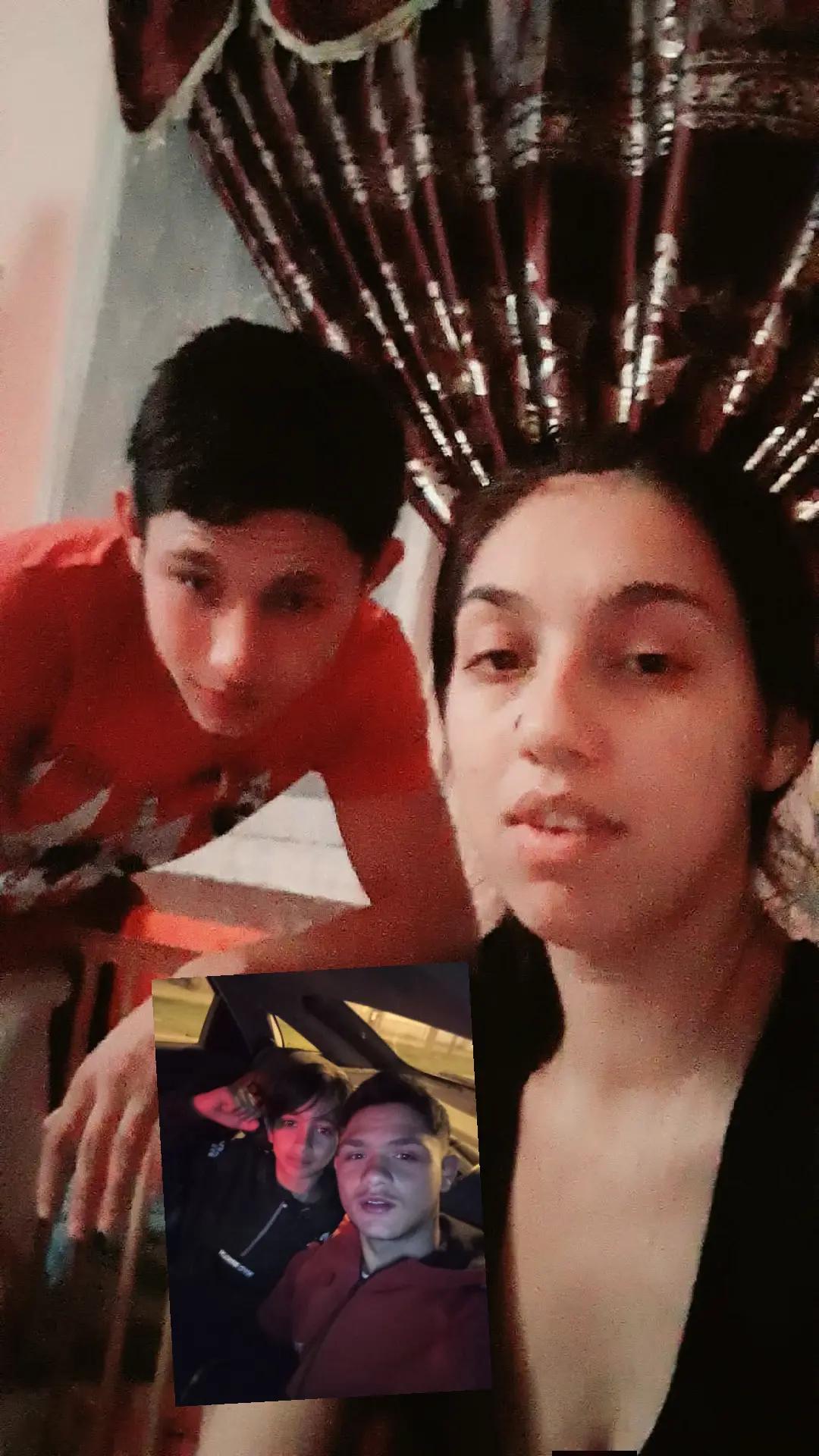 @🤗CAROLINA🤗