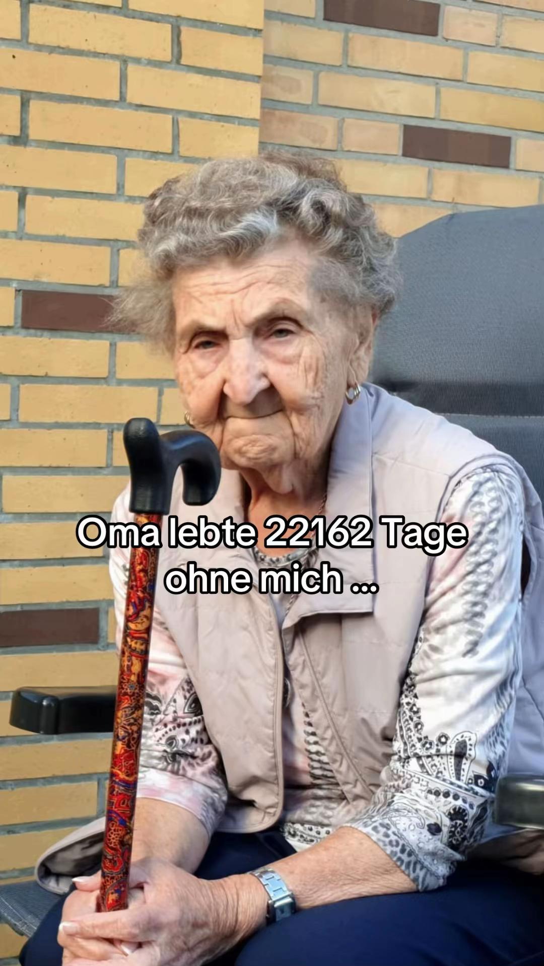 @；  𝐿𝒾𝓃𝑒 ；