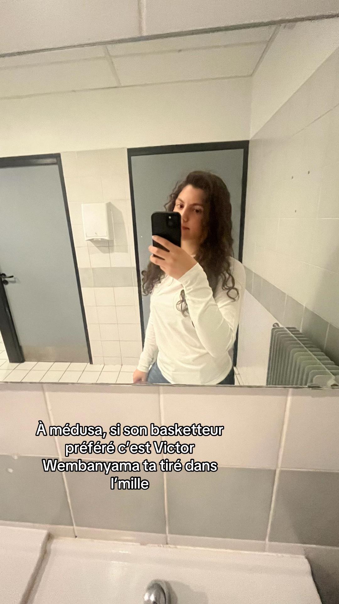 @C&eacute;lia