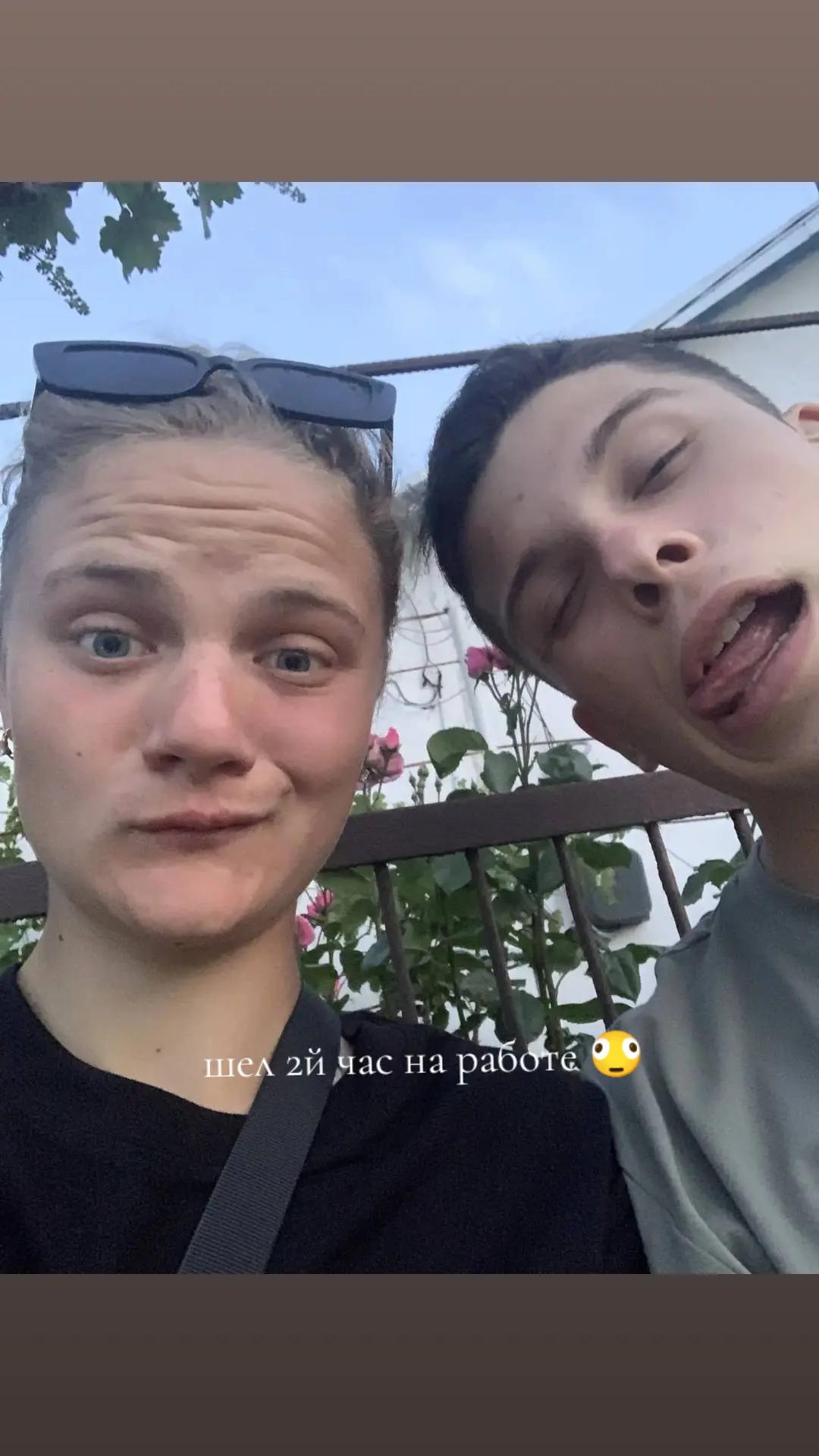 @викуся