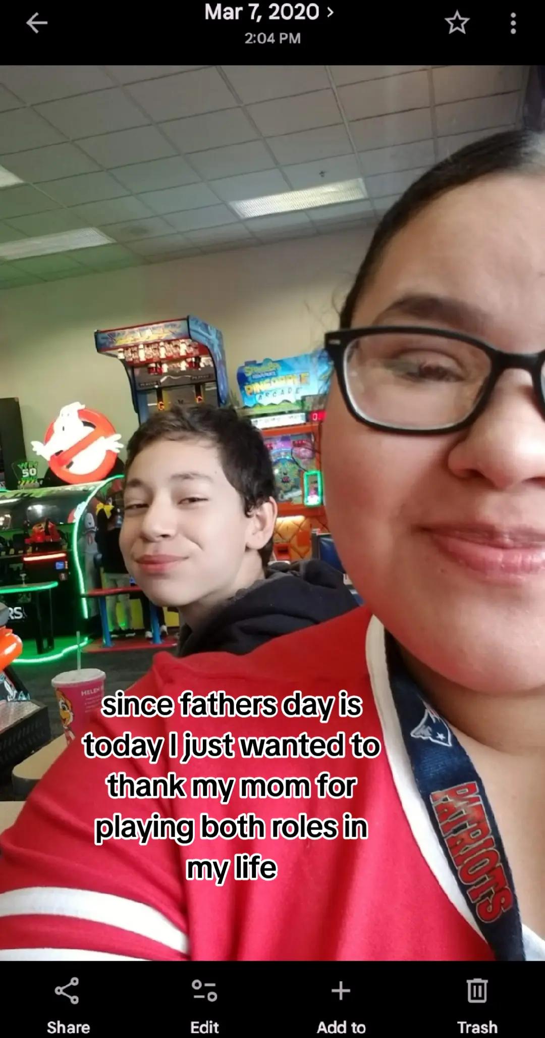 @￶