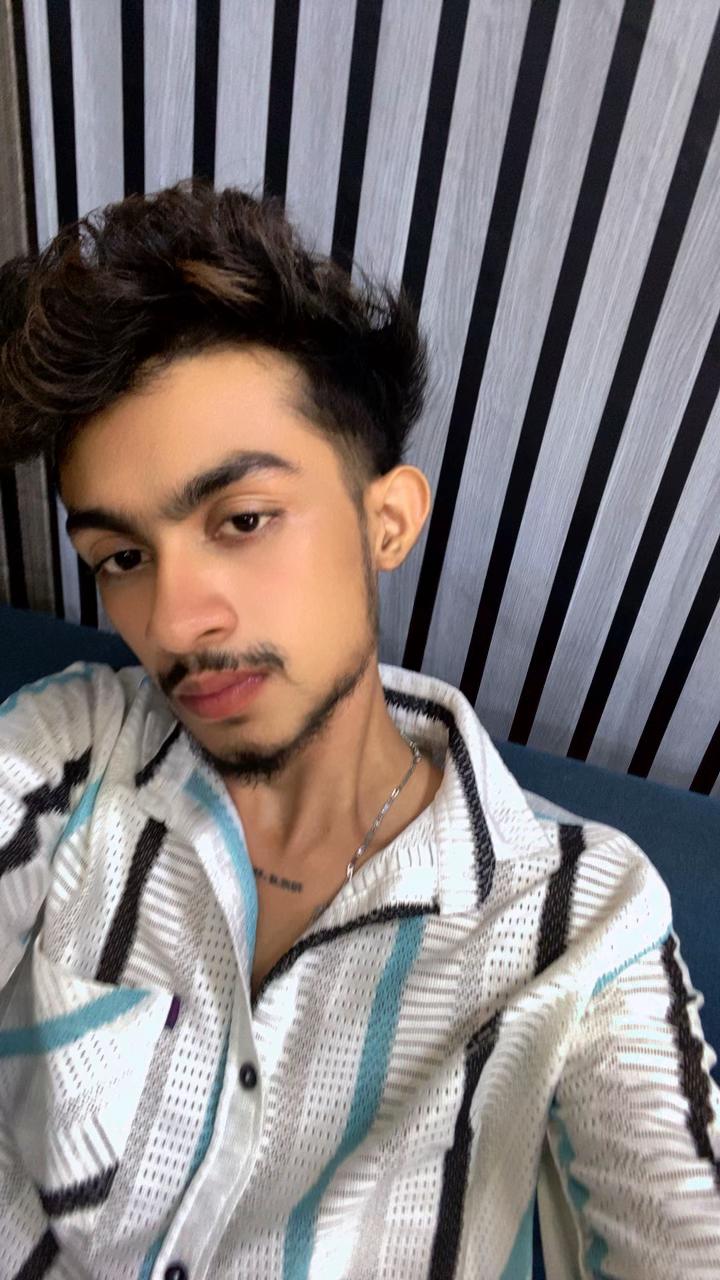 @Kittya.😽🧃