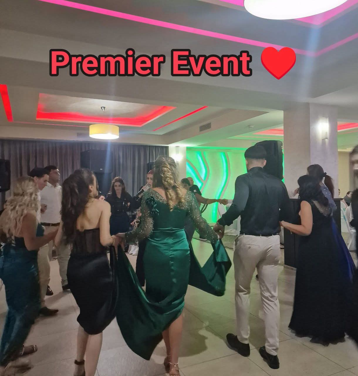@Restaurant Premier Nicool