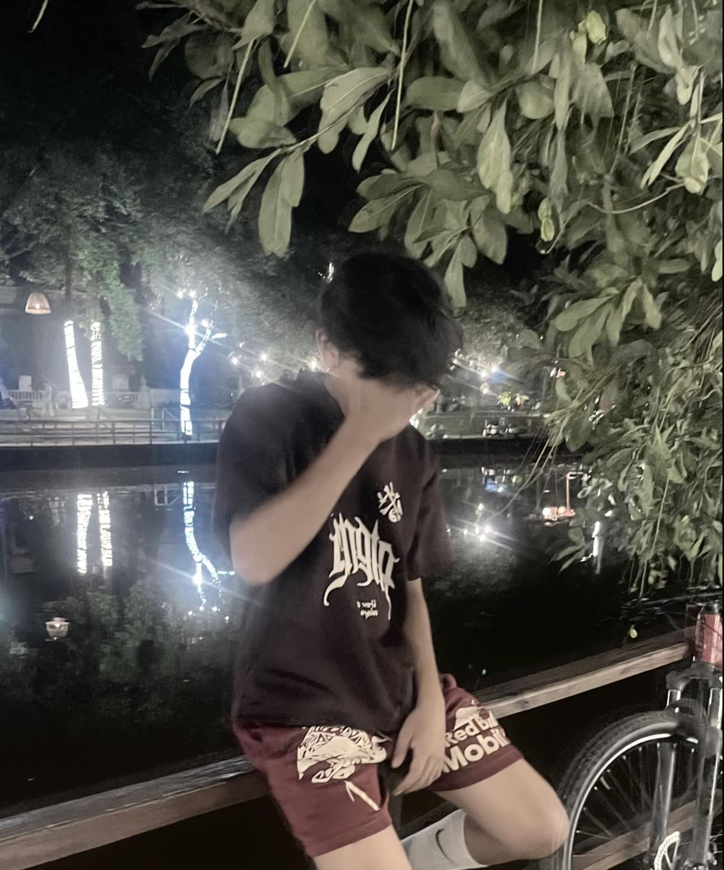@Roth - រ័ត្ន