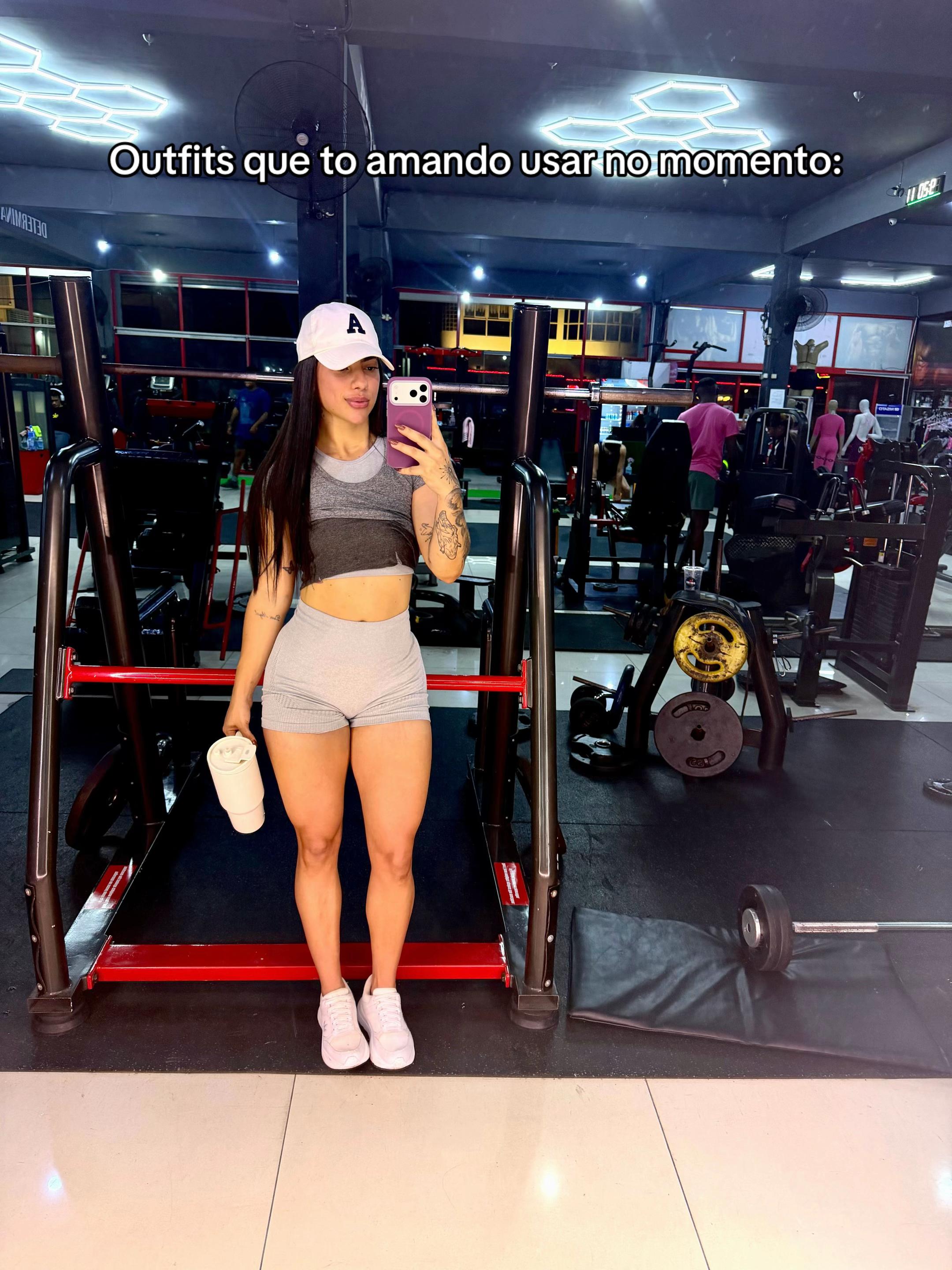 @julymaia_