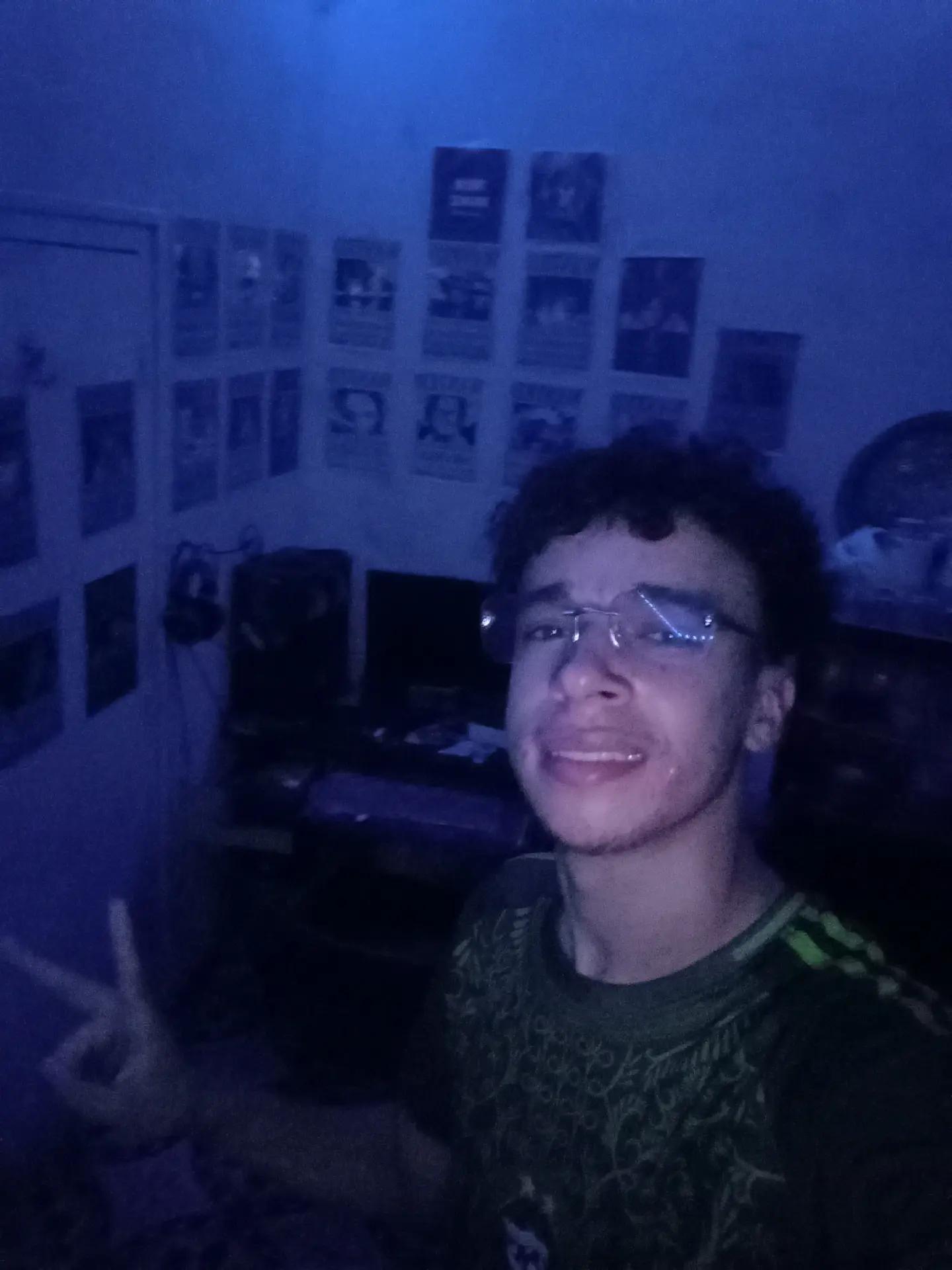 @Hex ᴄʜαʜᴍᴏᴢ