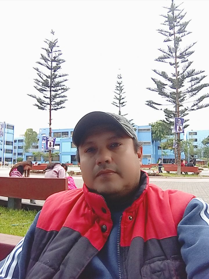 @Henry Vásquez