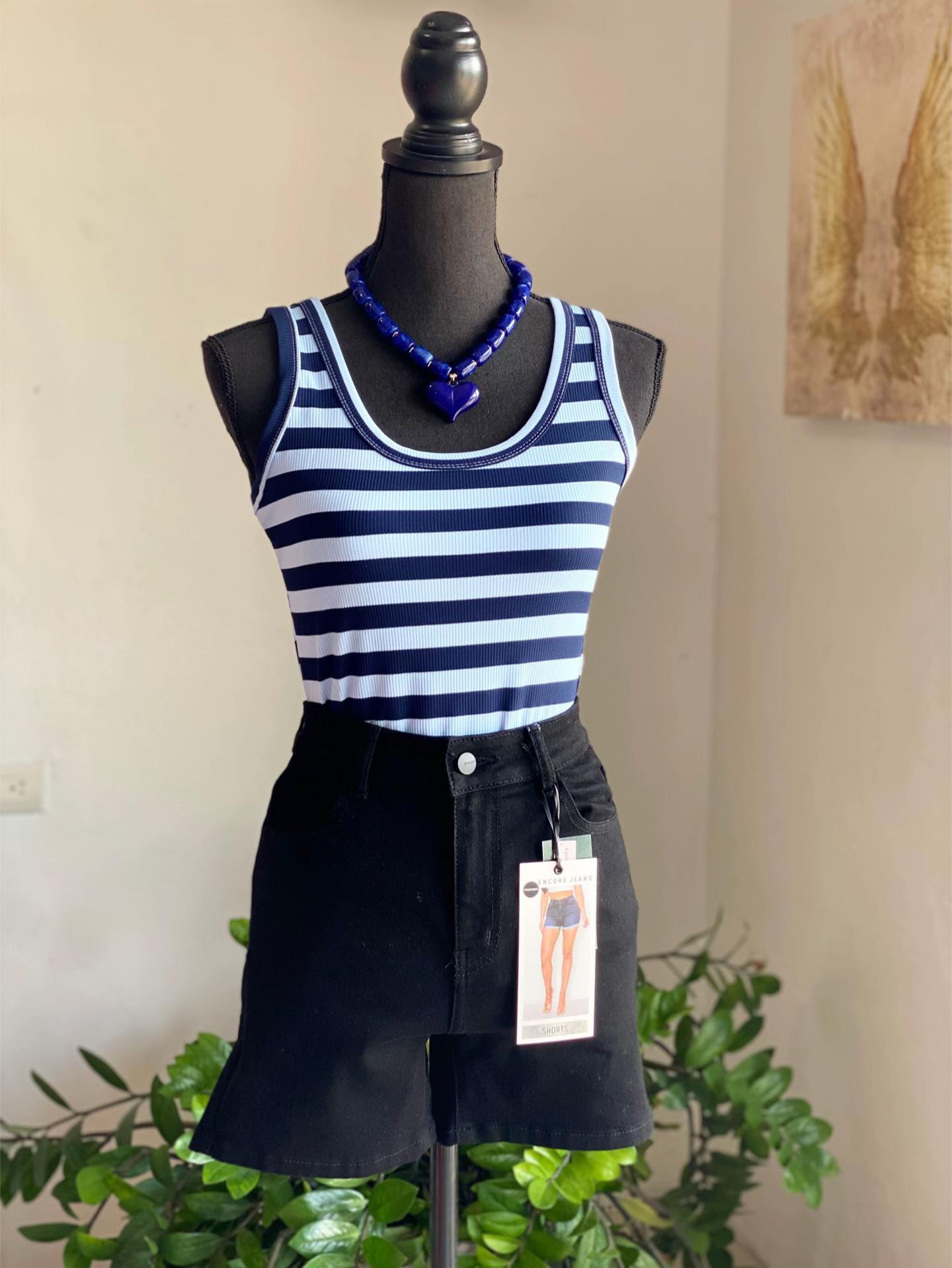 @AURELIA’S BOUTIQUE