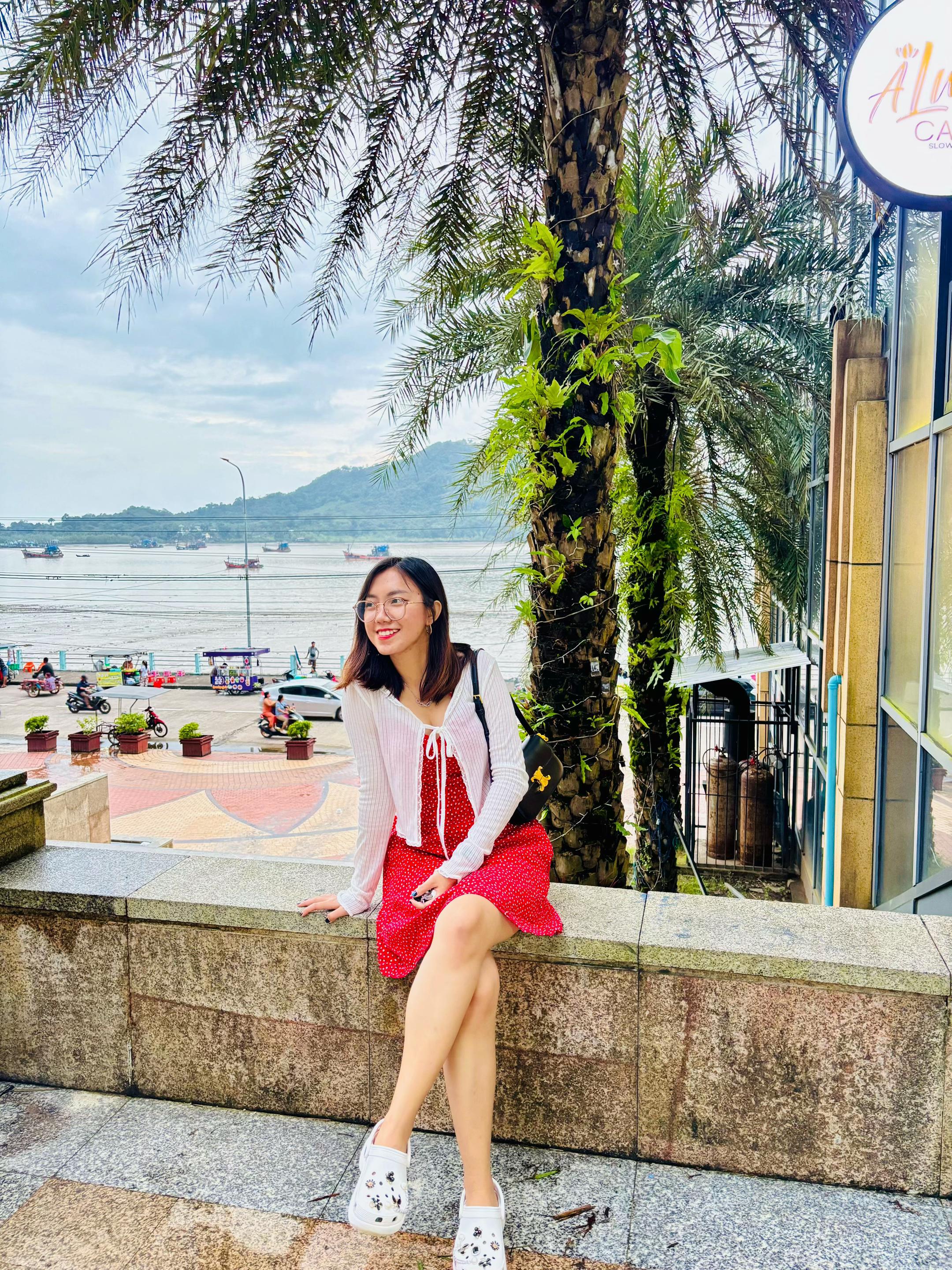 @Tin Nilar Aung