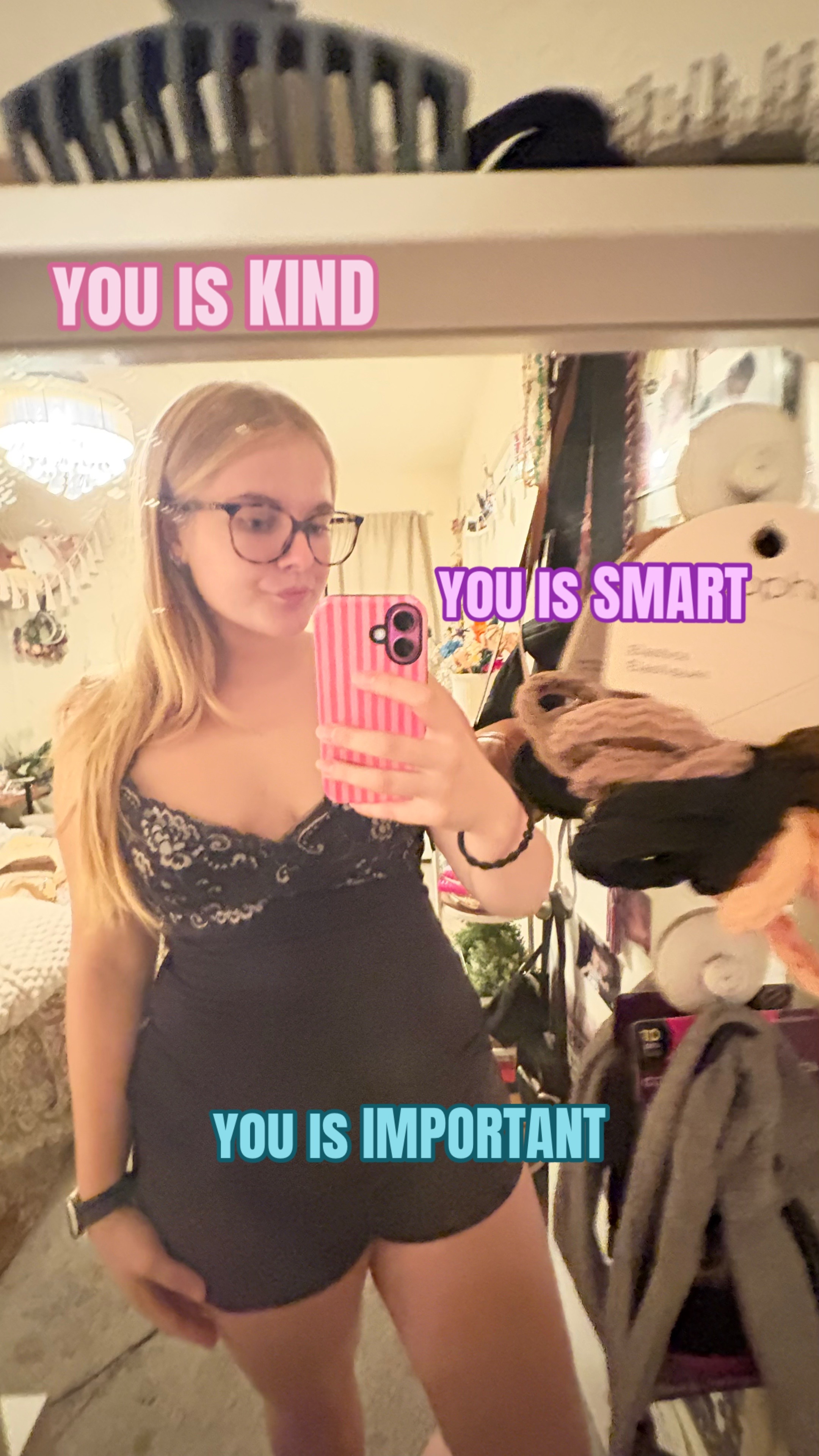 @🐒ophia