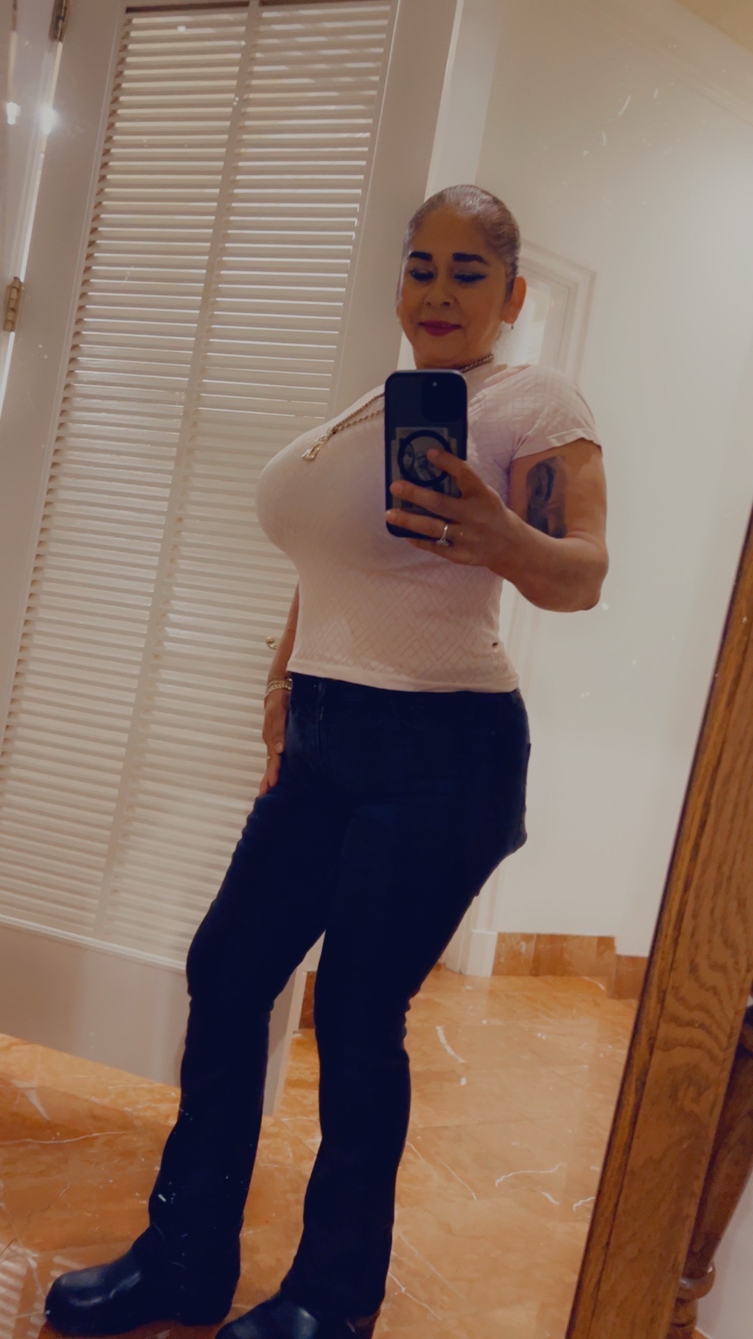 @Maria Villagomez26