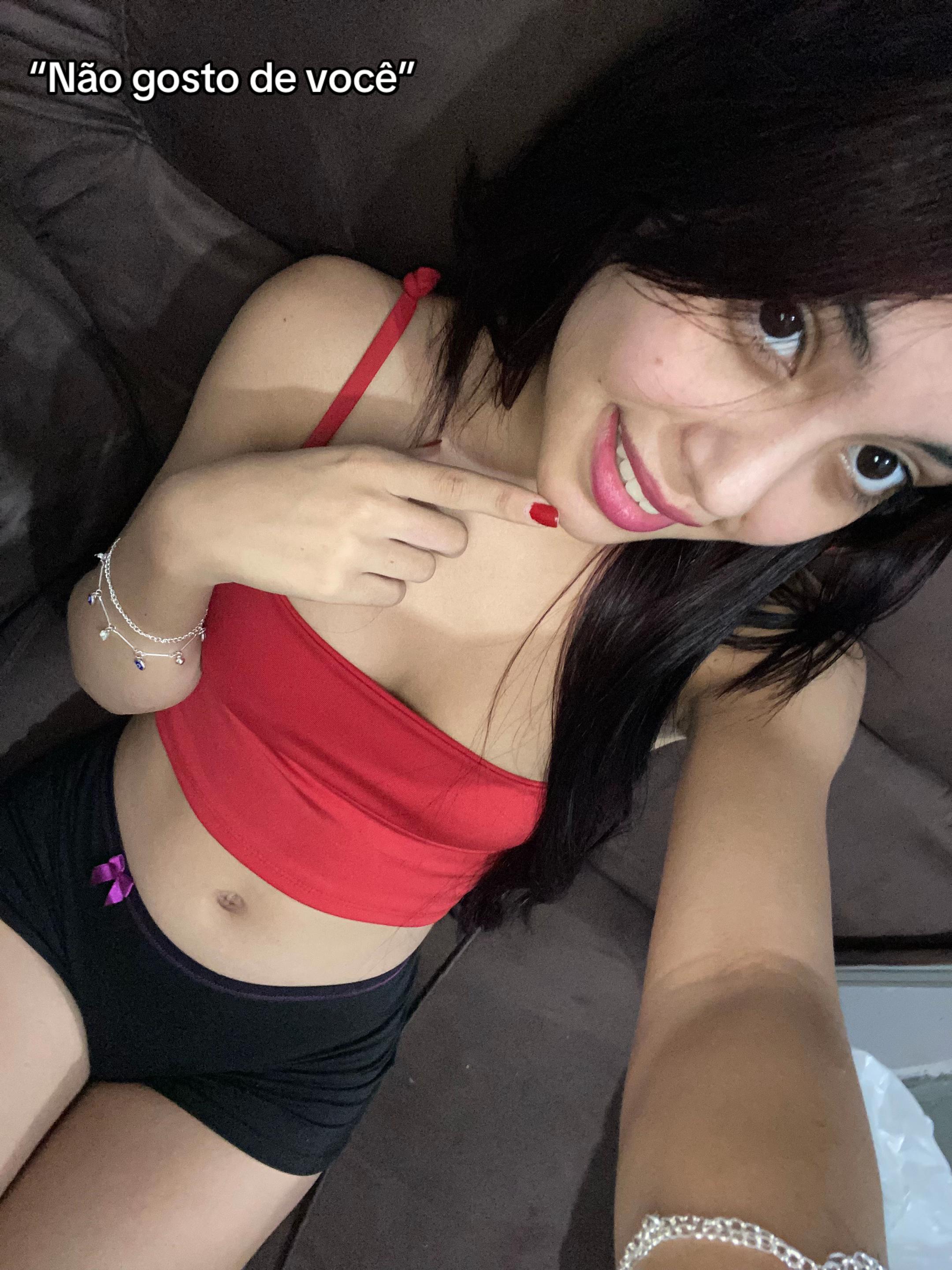 @gabi e 🔝 o resto é sutiã