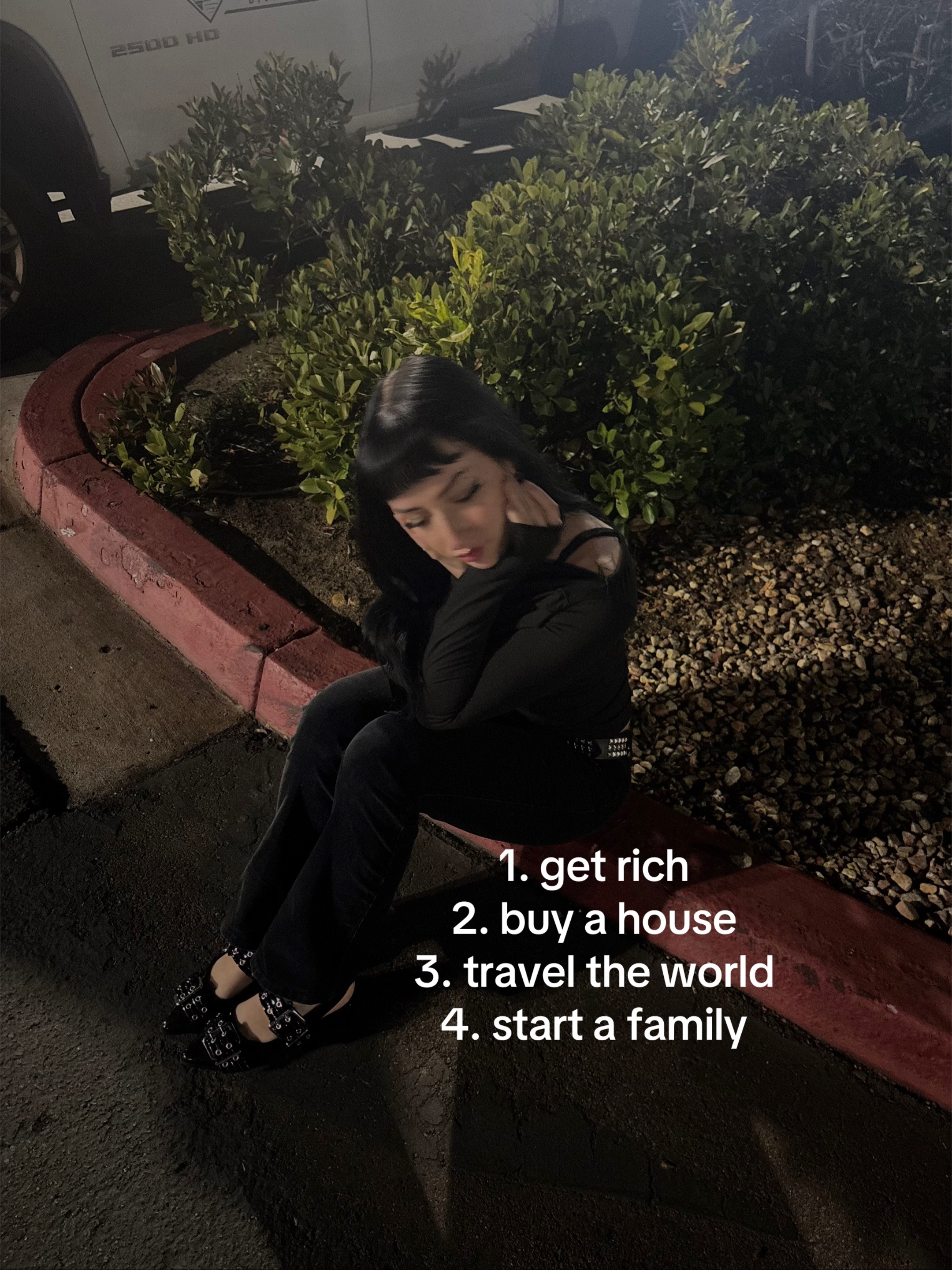 @bb ⊹ ‧₊˚