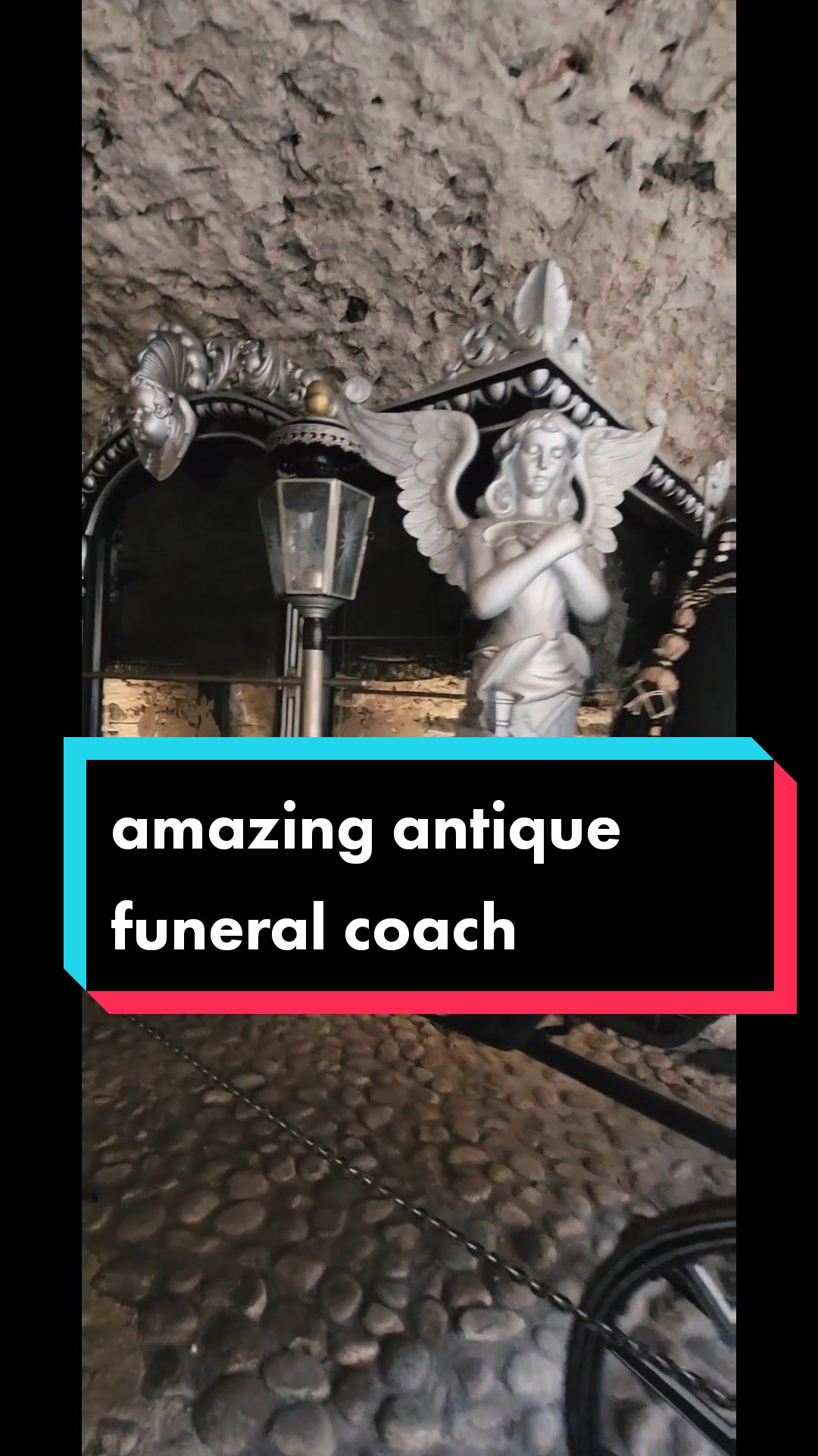 @MacabreMagicalCurios