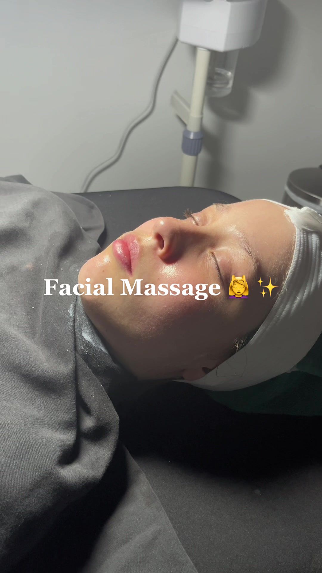 @Esthetician T🩷