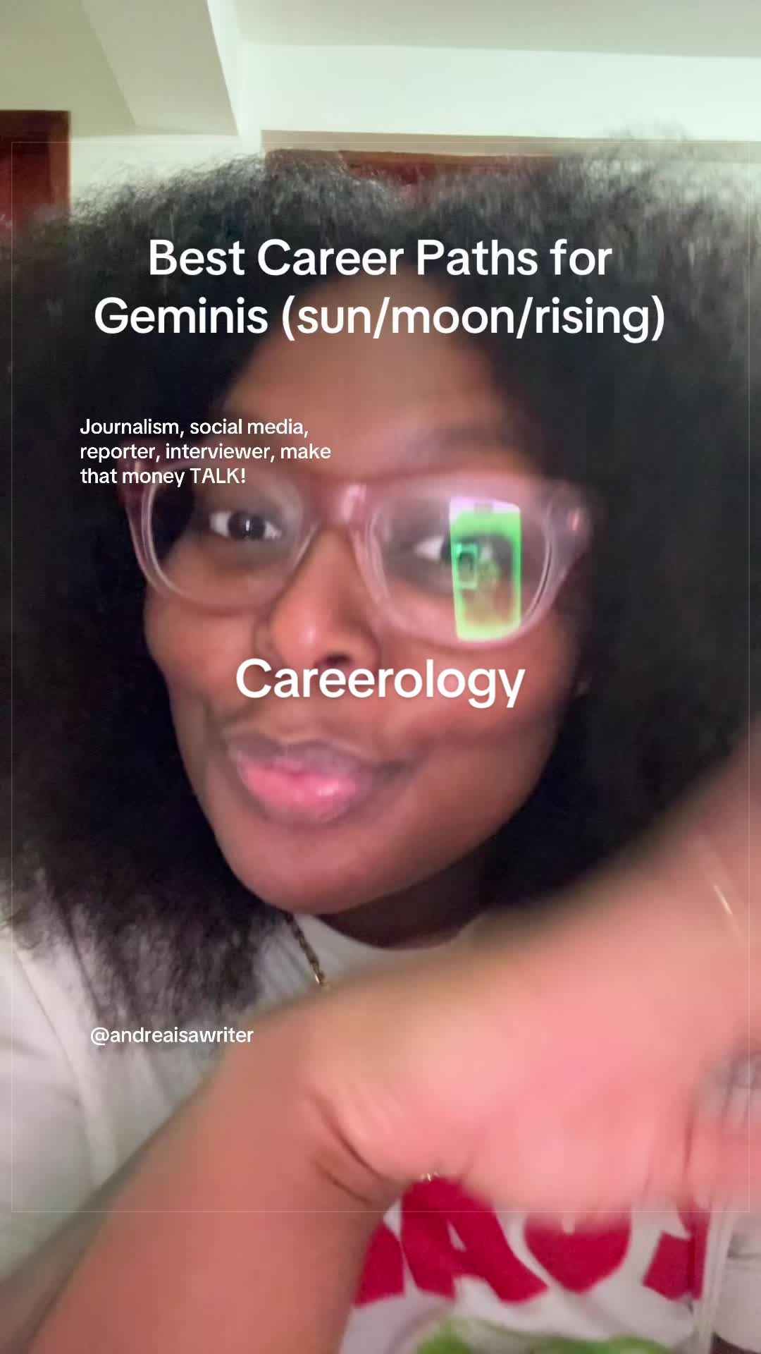 @The Career Priestess🌙