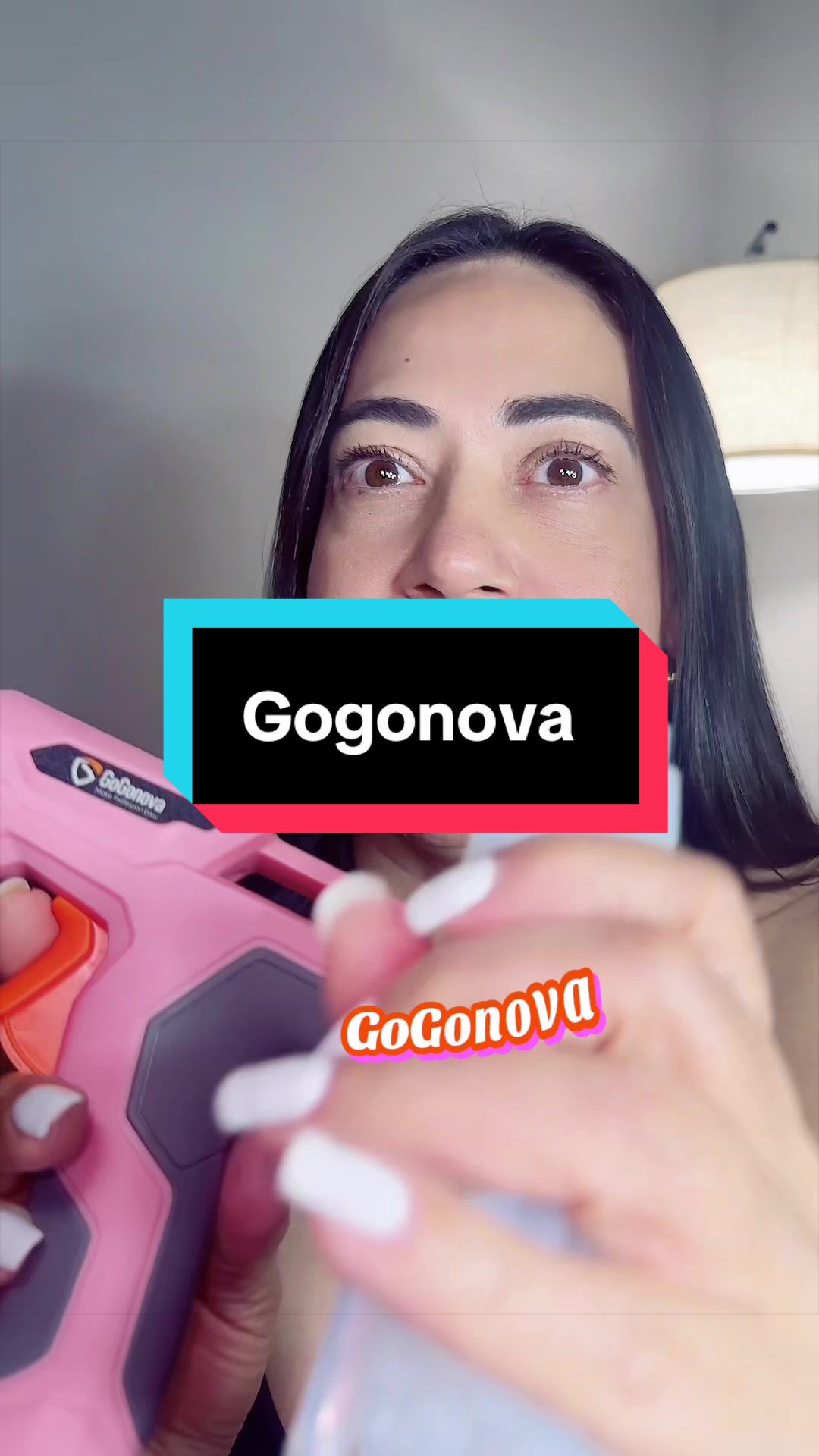 @Virginiacordero . Te sigue