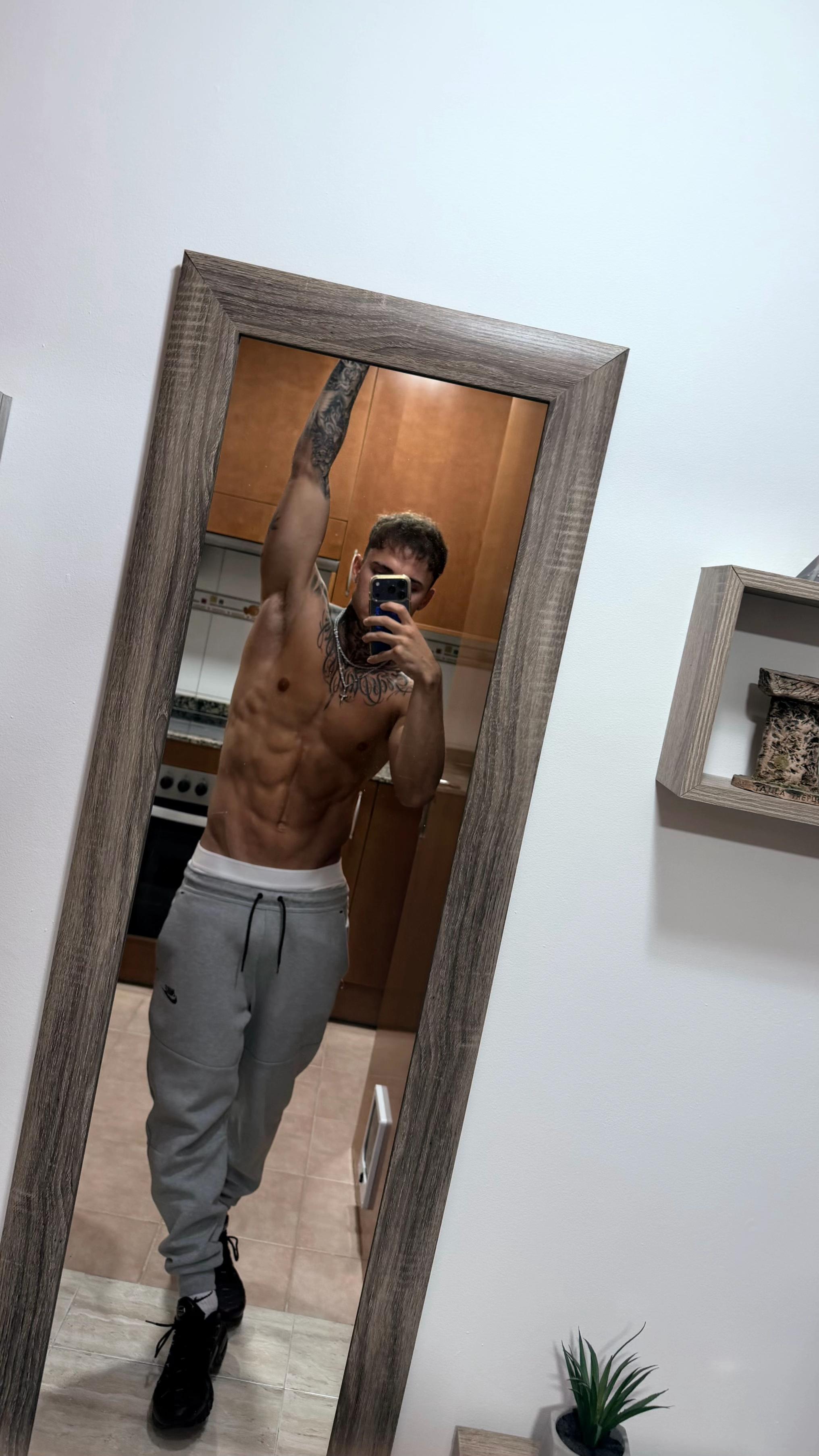 @daaniisndvv