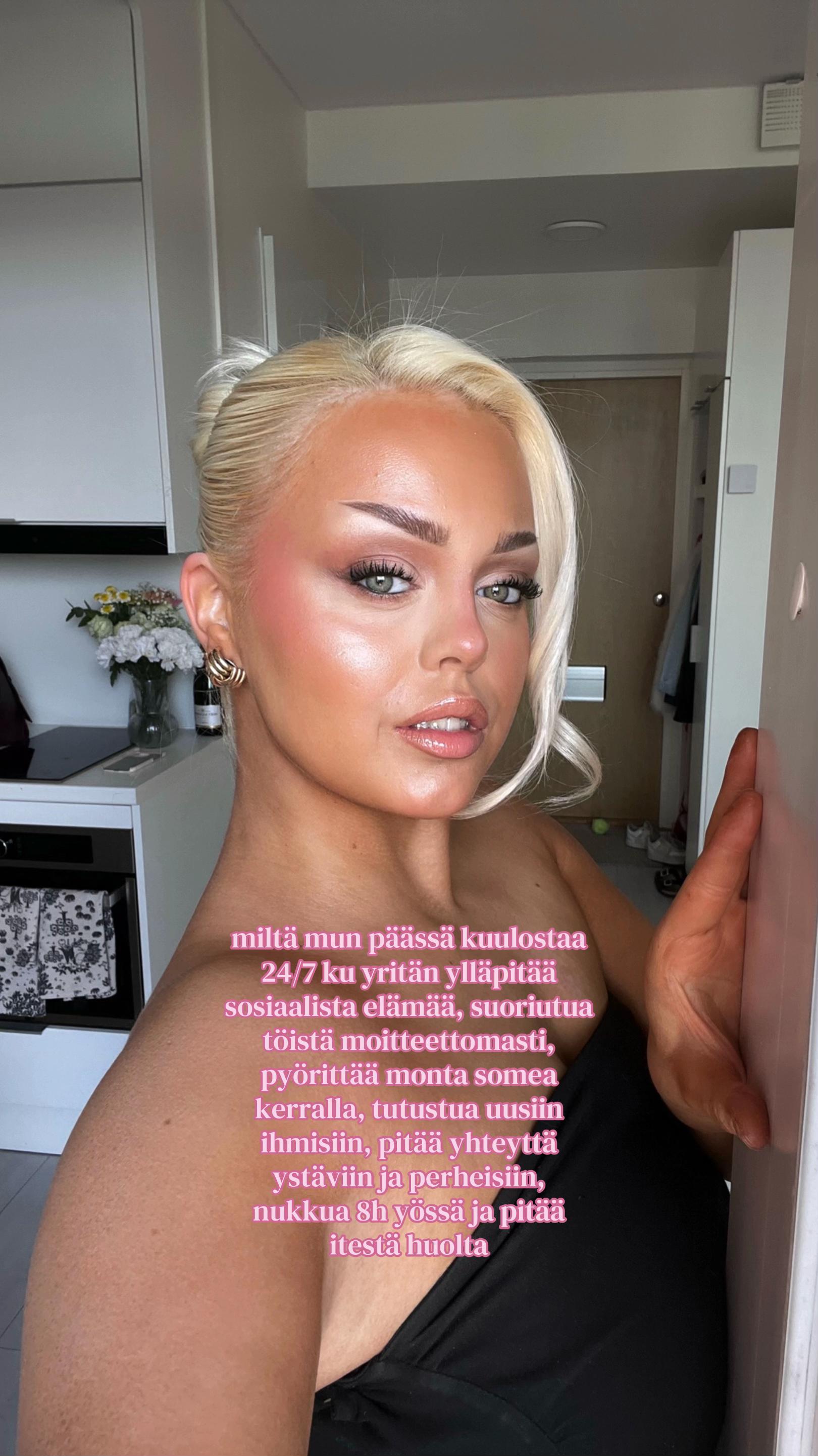 @Anni Oinas | ig @annioinas 💋