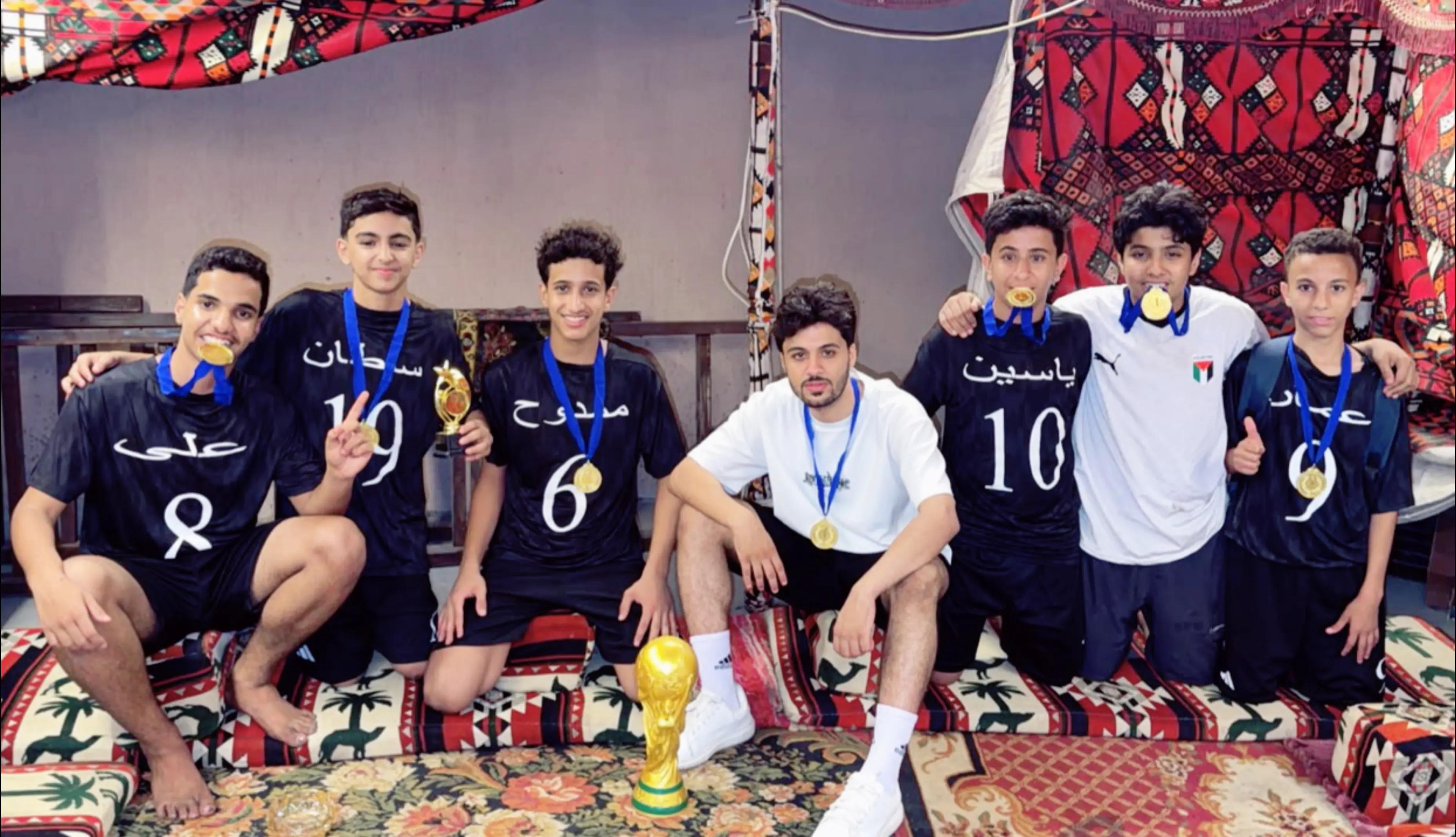 @عوده الدكمه