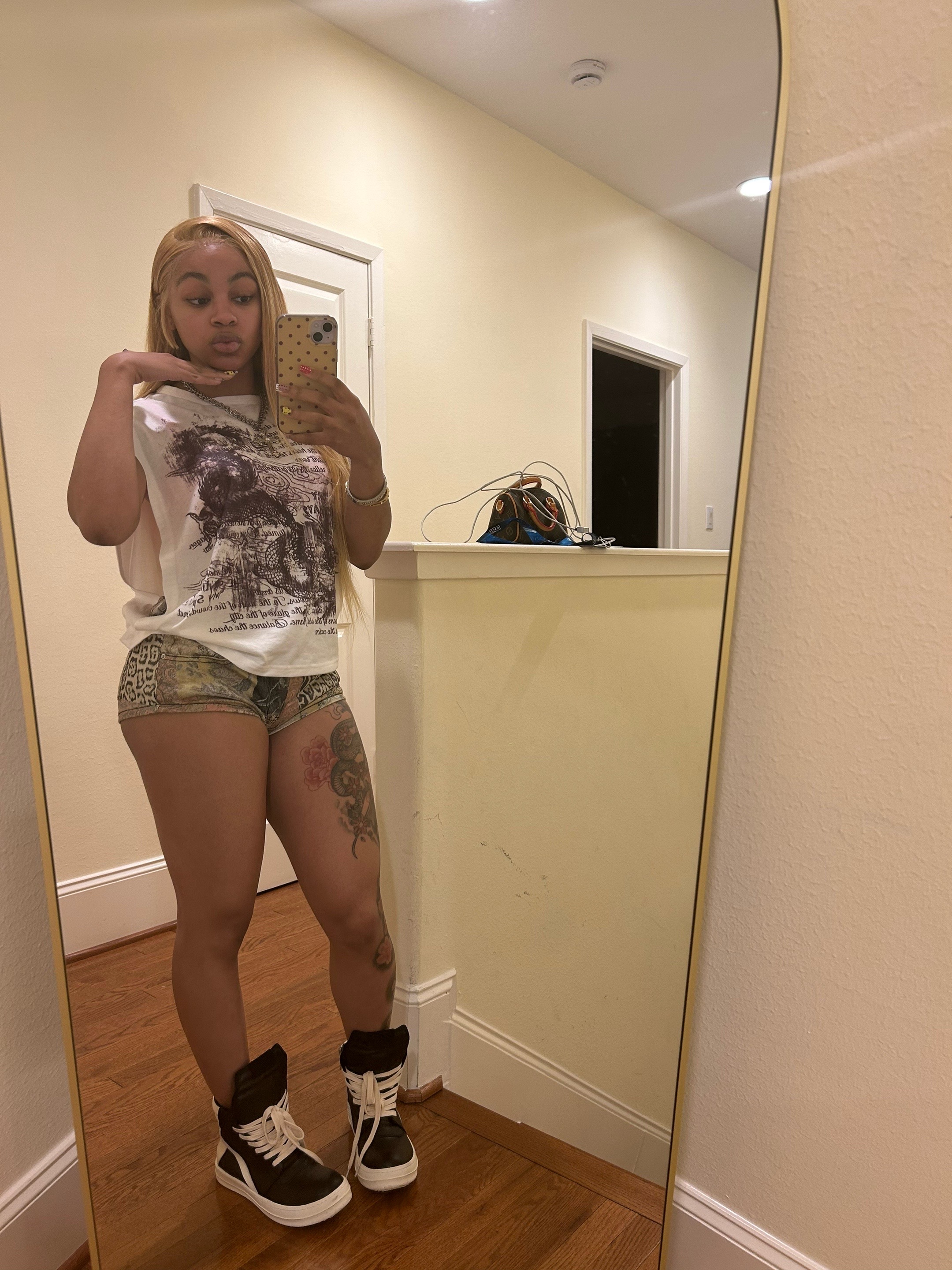 @𝑗 𝑎 𝑠 🇹🇹
