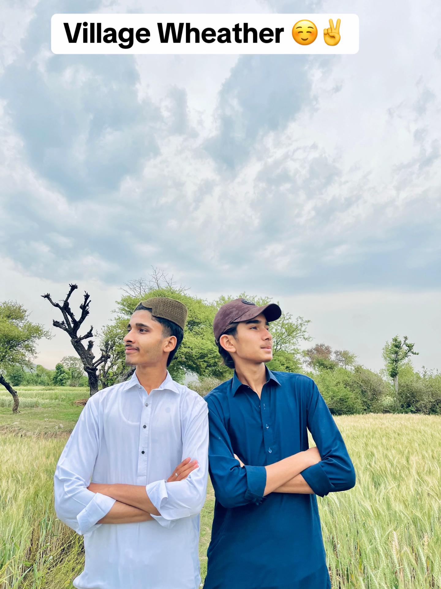 @Raja Moiz vlogs