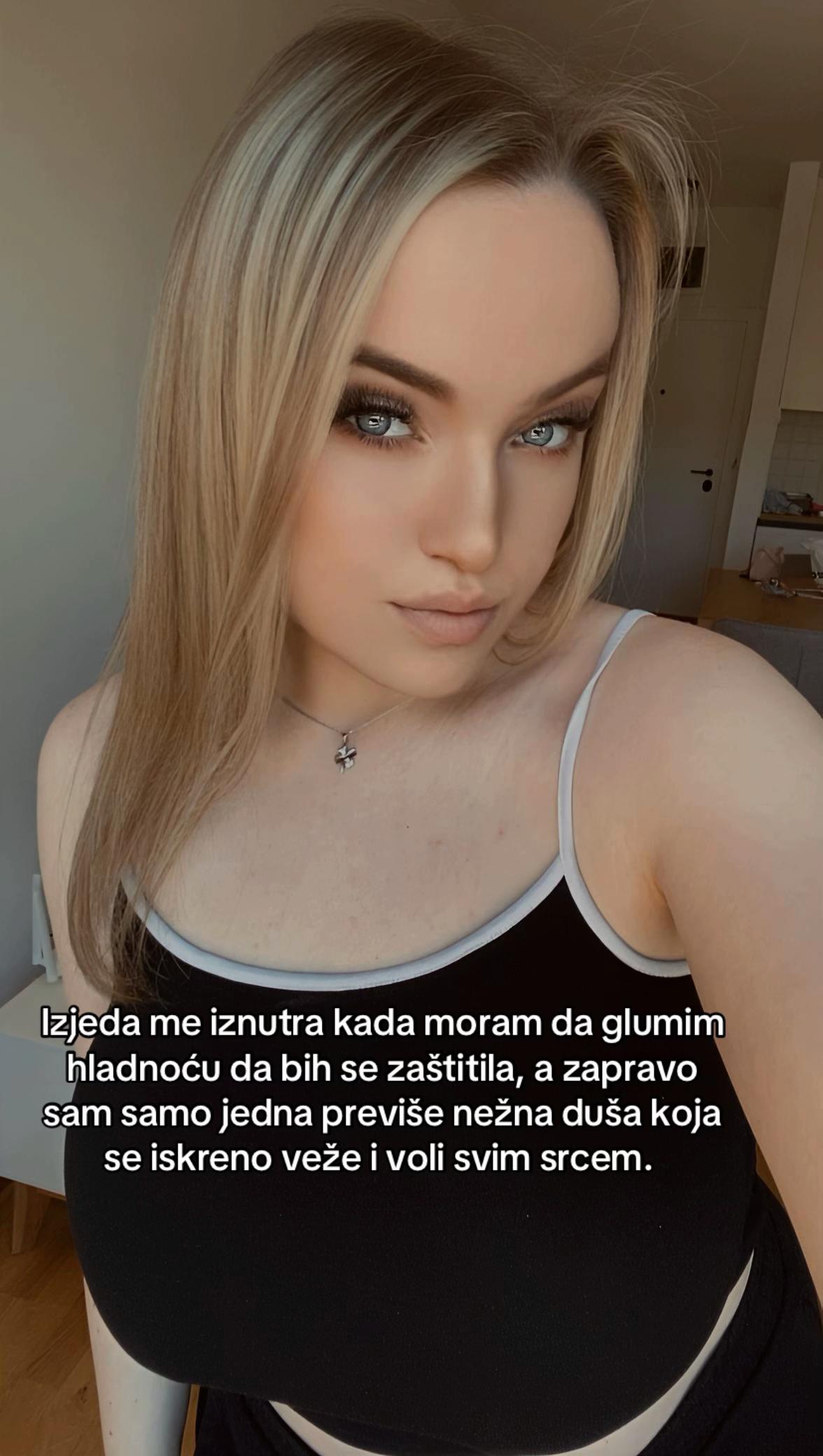 @𝐄𝐋𝐀✨