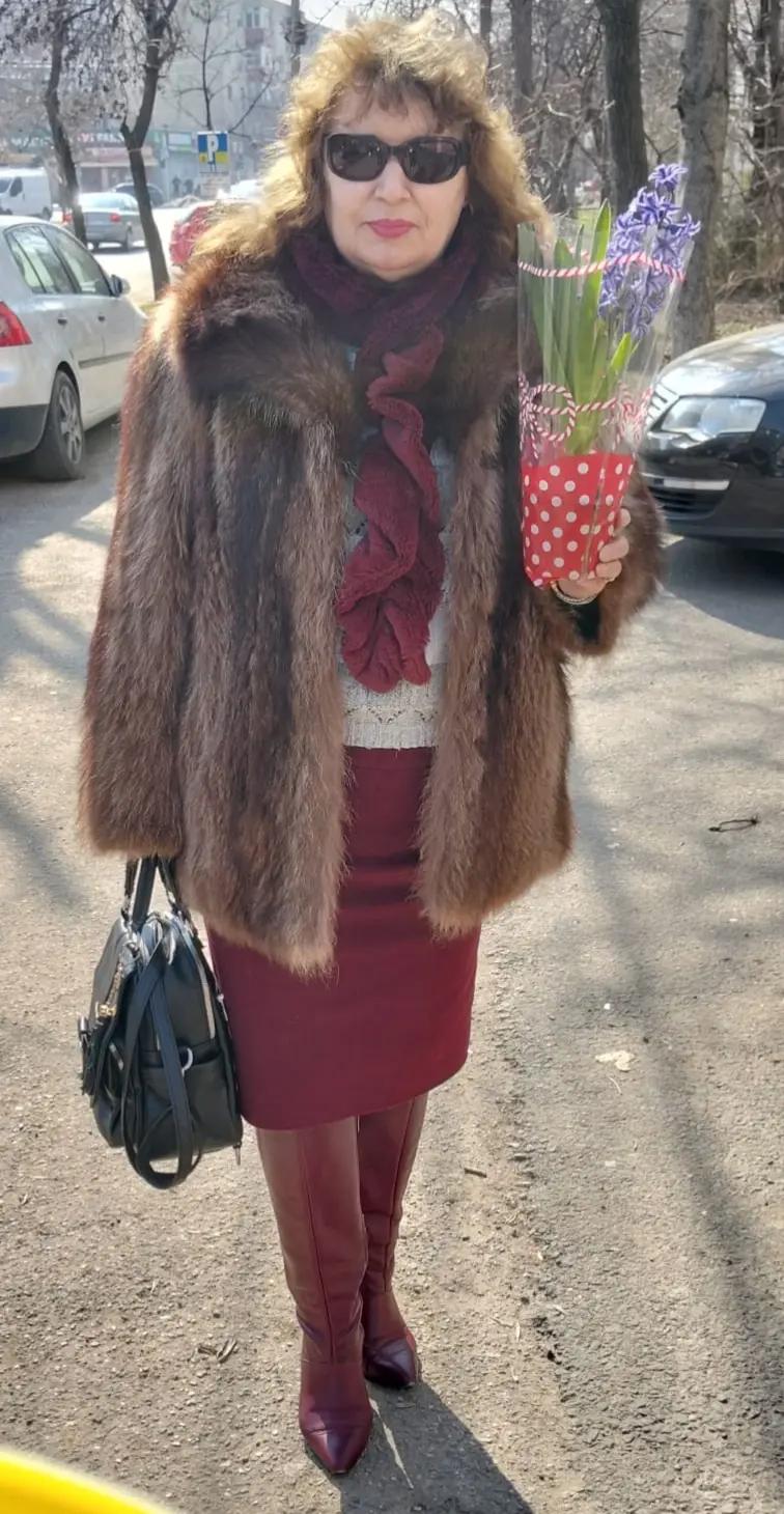 @Miuța Velcu