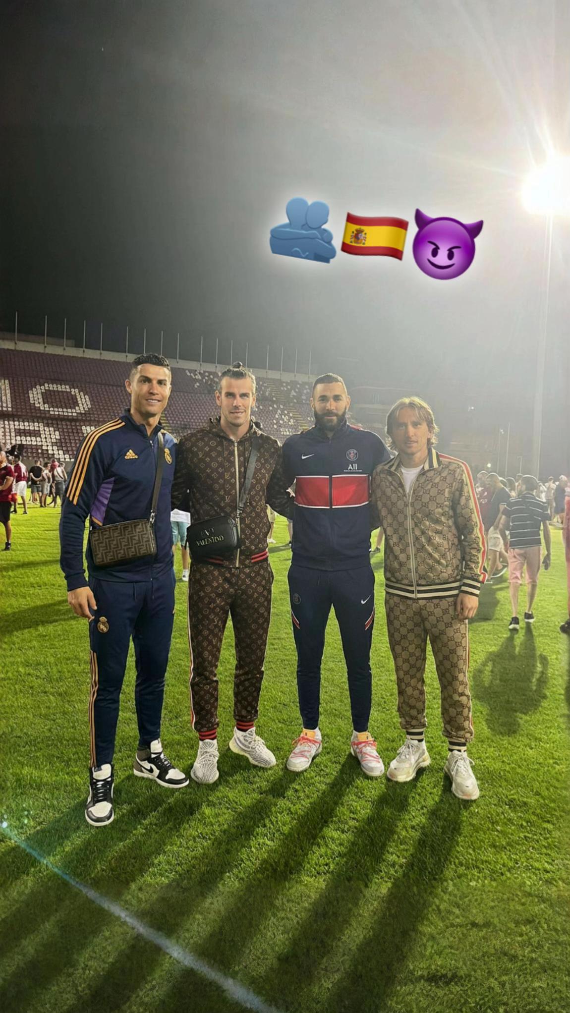 @𝑭𝑺𝟴𝟵𝟭𝟮𝟯🇧🇷
