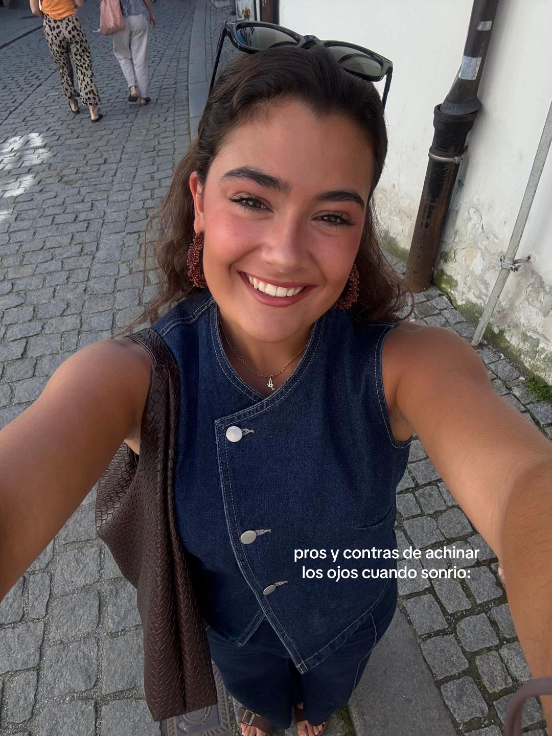 @anitaa